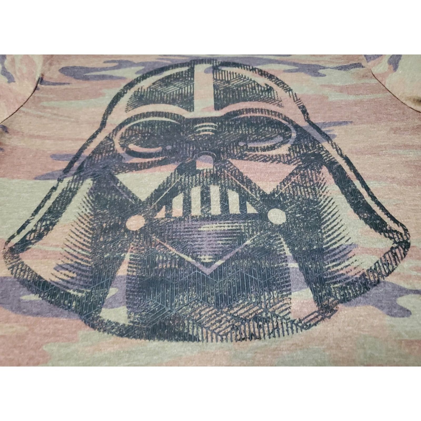 Disney Disney Parks Darth Vader Camouflage Star Wars Short Sleeve TShirt Small Men Size US S / EU 44-46 / 1 - 4 Thumbnail