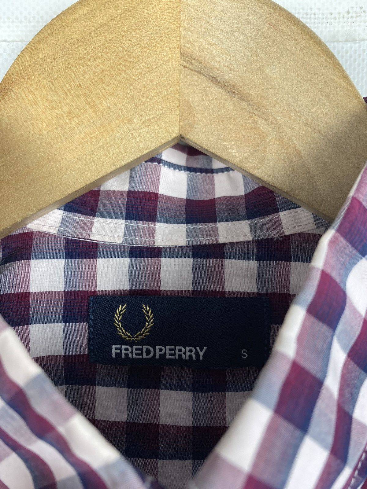 Fred Perry FP Fred Perry men’s short sleeve button up shirt size S Size US S / EU 44-46 / 1 - 11 Thumbnail