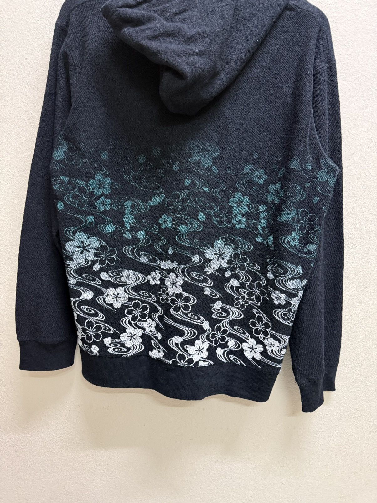 Japanese Brand Japanese Sakura Overprint Pullover Sweater Hoodie Size US M / EU 48-50 / 2 - 15 Thumbnail