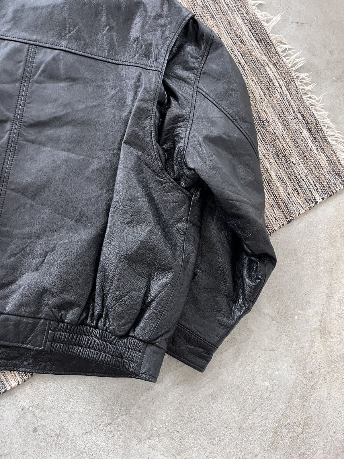 Genuine Leather Vintage Avantgarde Black Leather Coach Bomber Jacket Y2K Size US XXL / EU 58 / 5 - 18 Thumbnail