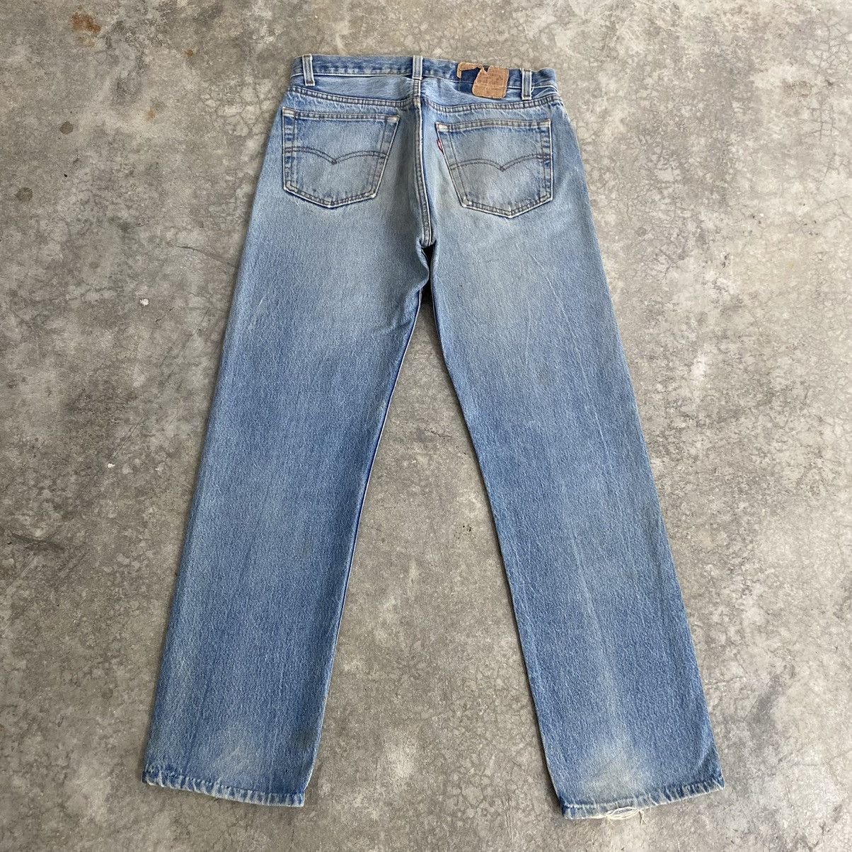 Levi's Vintage 80’s Levis 501 Faded Blue Ripped Denim Jeans Size US 31 - 15 Thumbnail