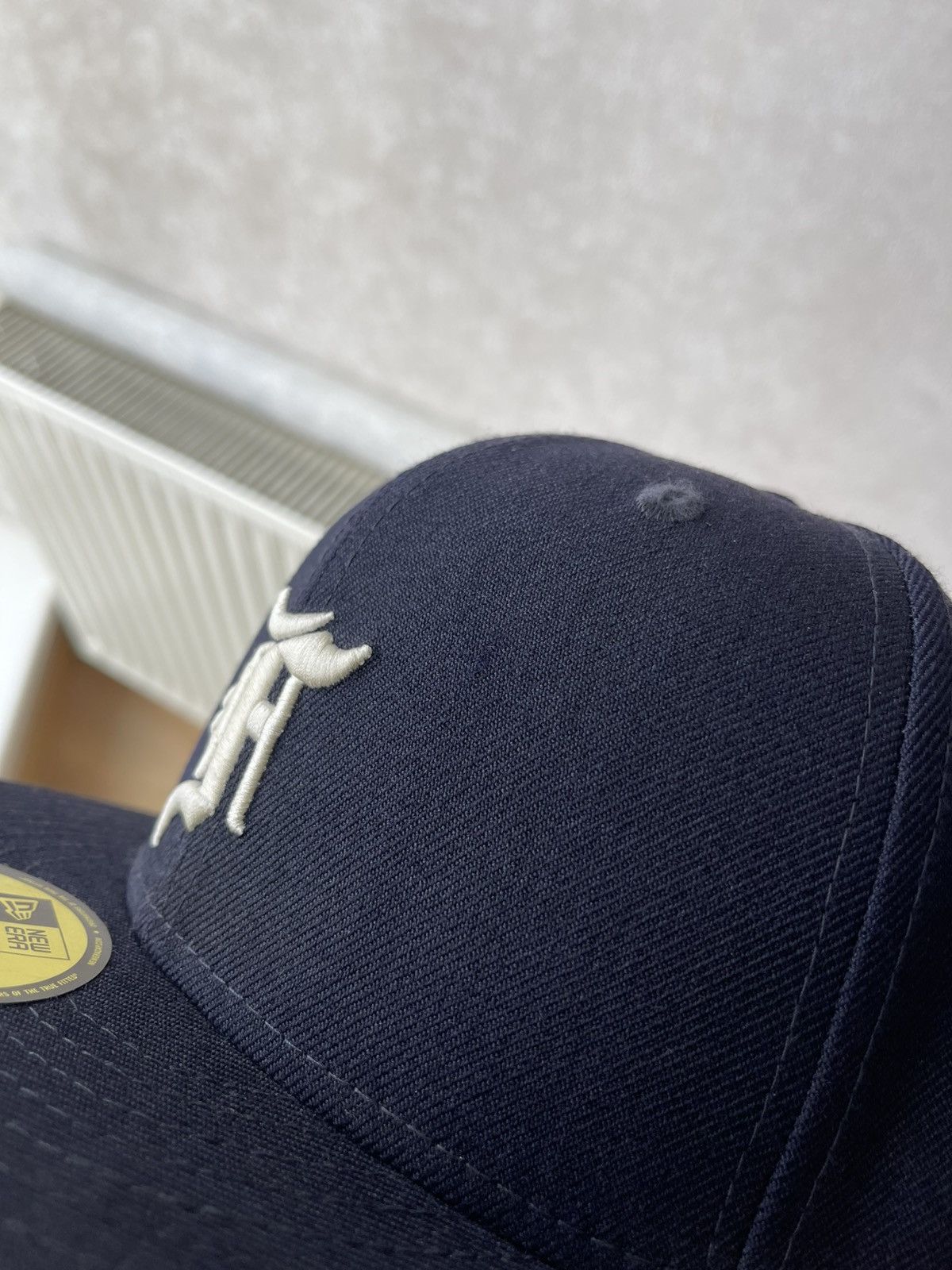 Essentials × New Era 7 1/8 New Era Fear of God Essentials Fitted Cap 59FIFTY Size ONE SIZE - 6 Thumbnail