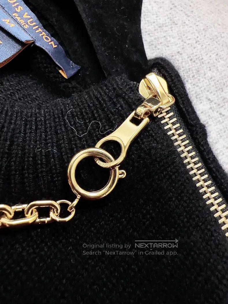 Louis Vuitton Louis Vuitton Cashmere Black Chain Badge Sweater Size US M / EU 48-50 / 2 - 2 Thumbnail