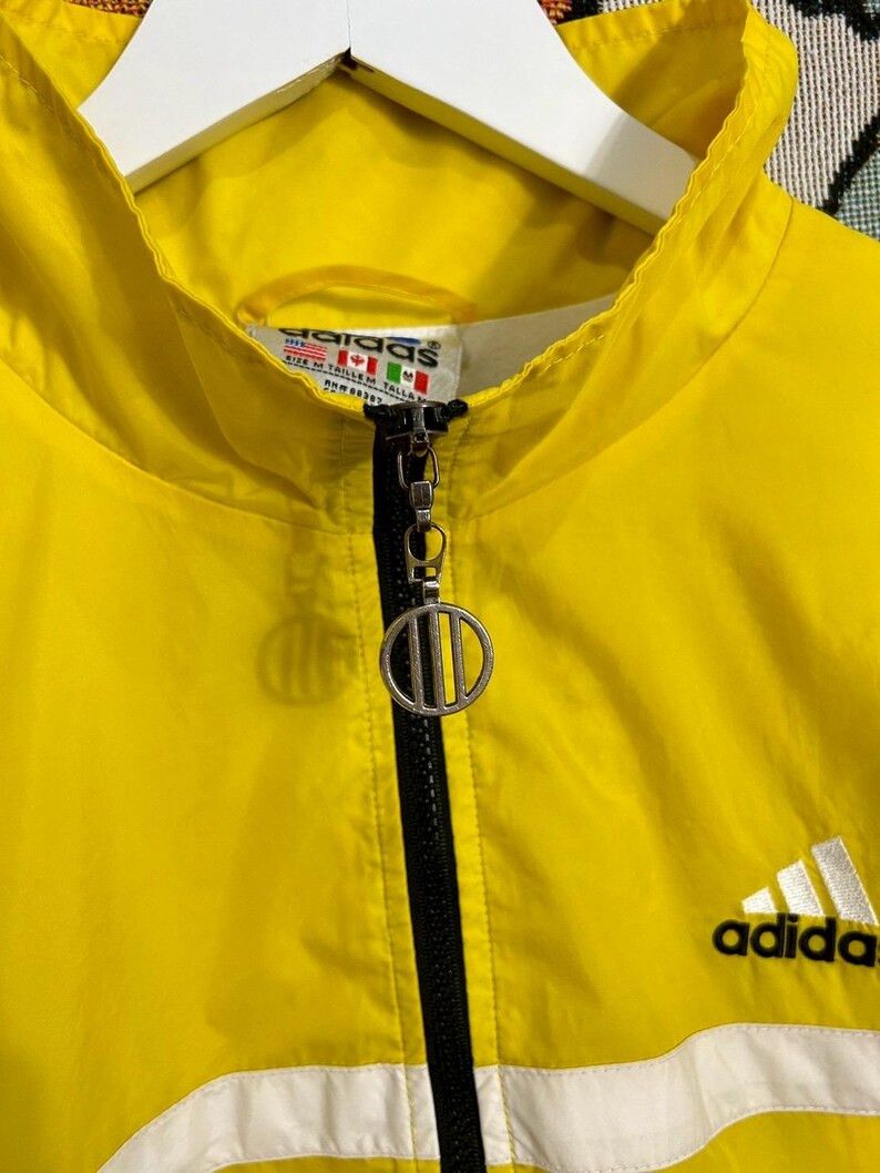 Adidas Vintage 90s Adidas Jacket size M Size US M / EU 48-50 / 2 - 3 Thumbnail