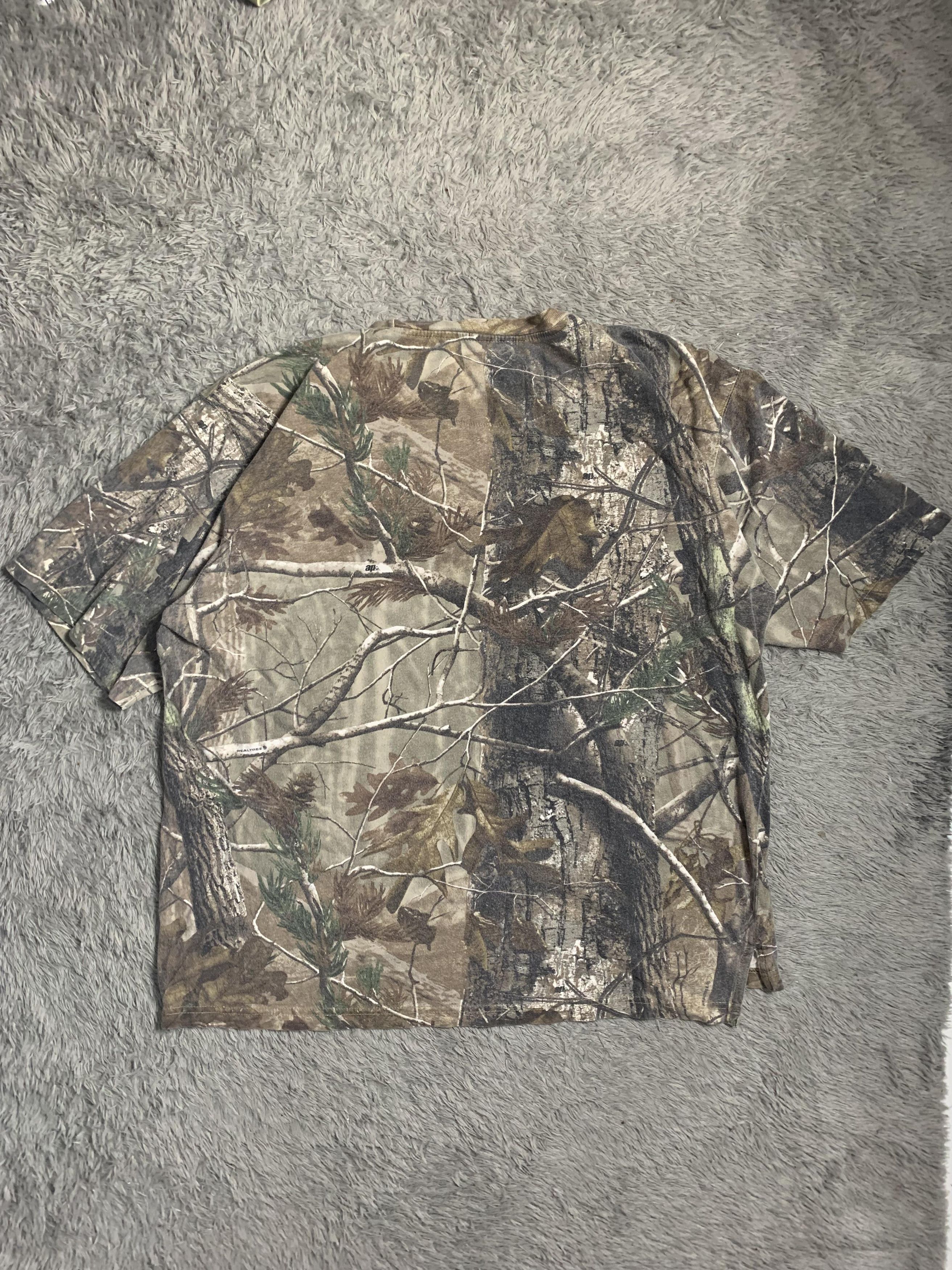 Realtree Vintage Realtree Camo Oversized Boxy BIGTshirt Size US XL / EU 56 / 4 - 7 Thumbnail