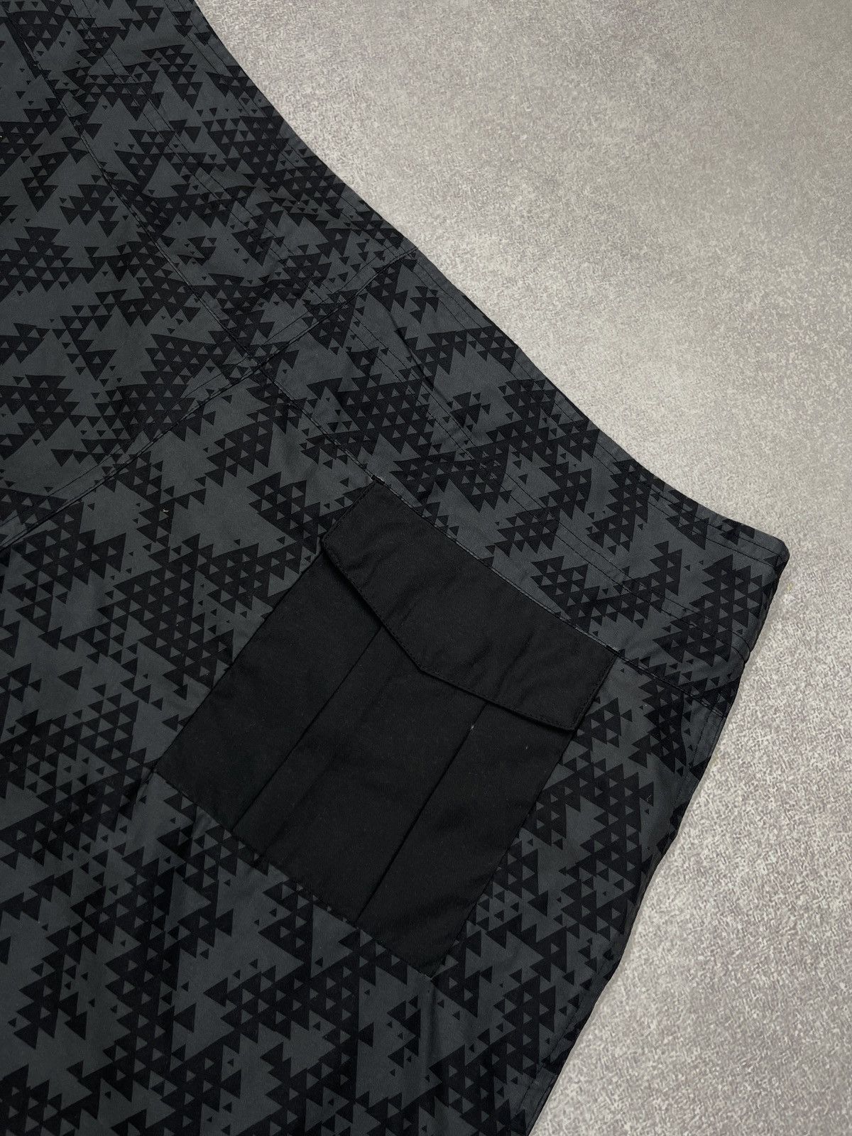 Nike Mens Nike Athletic Dept Geometric Board Shorts Swoosh Size US 34 / EU 50 - 5 Thumbnail