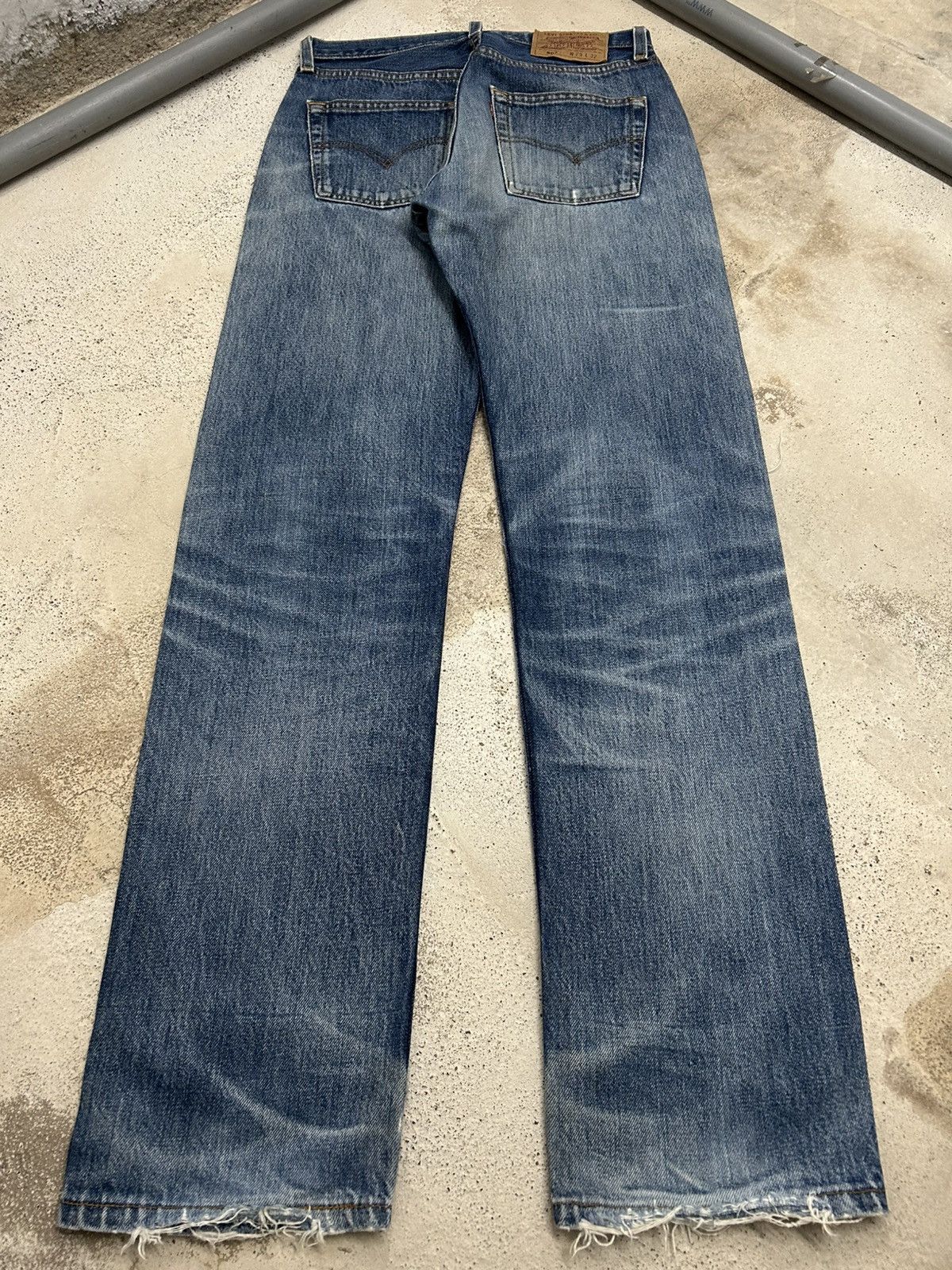 Levi's Vintage Levis 501 Distressed Faded Straight Leg Size US 28 / EU 44 - 2 Thumbnail