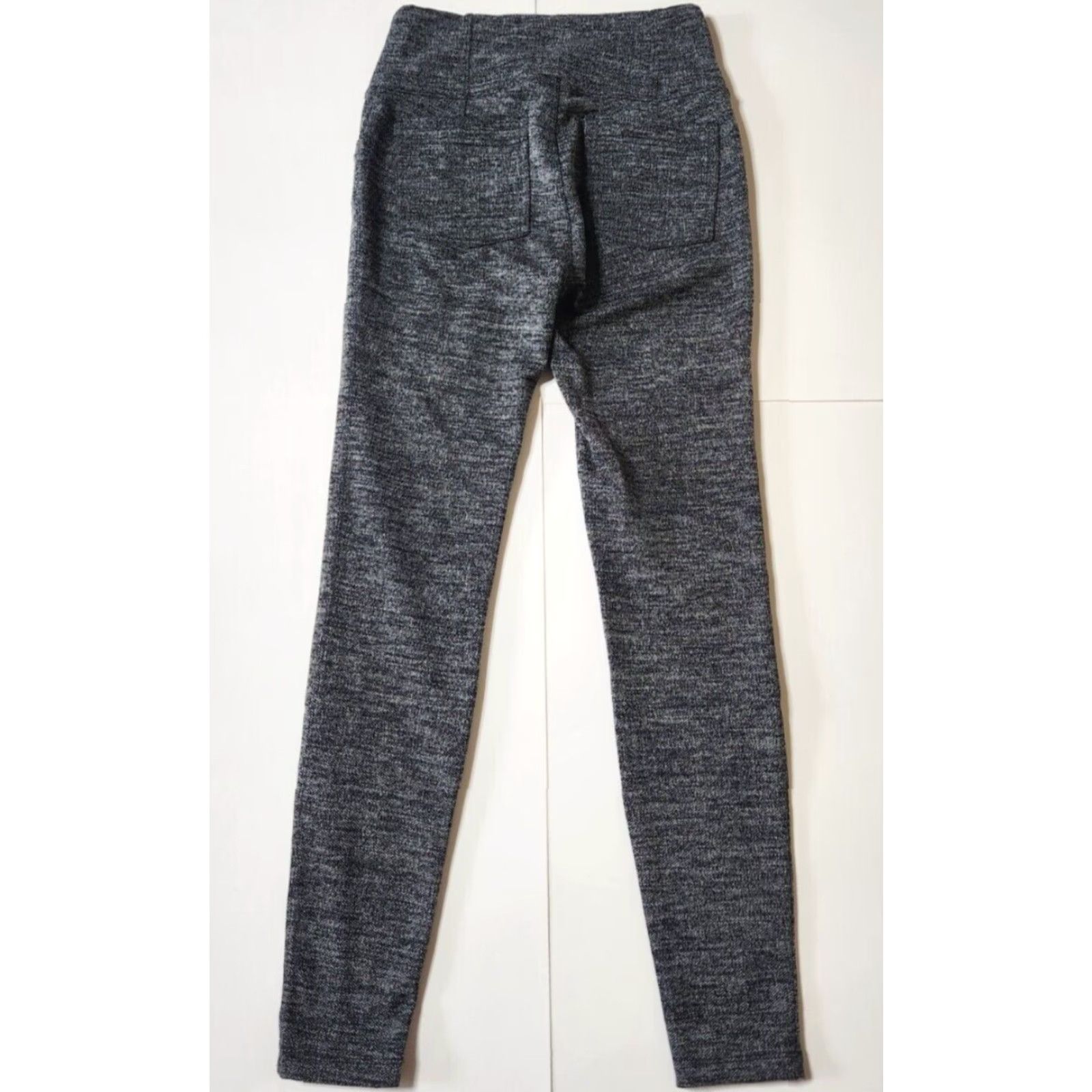 Athleta Athleta Leggings Shirt? Size 28" / US 6 / IT 42 - 2 Thumbnail
