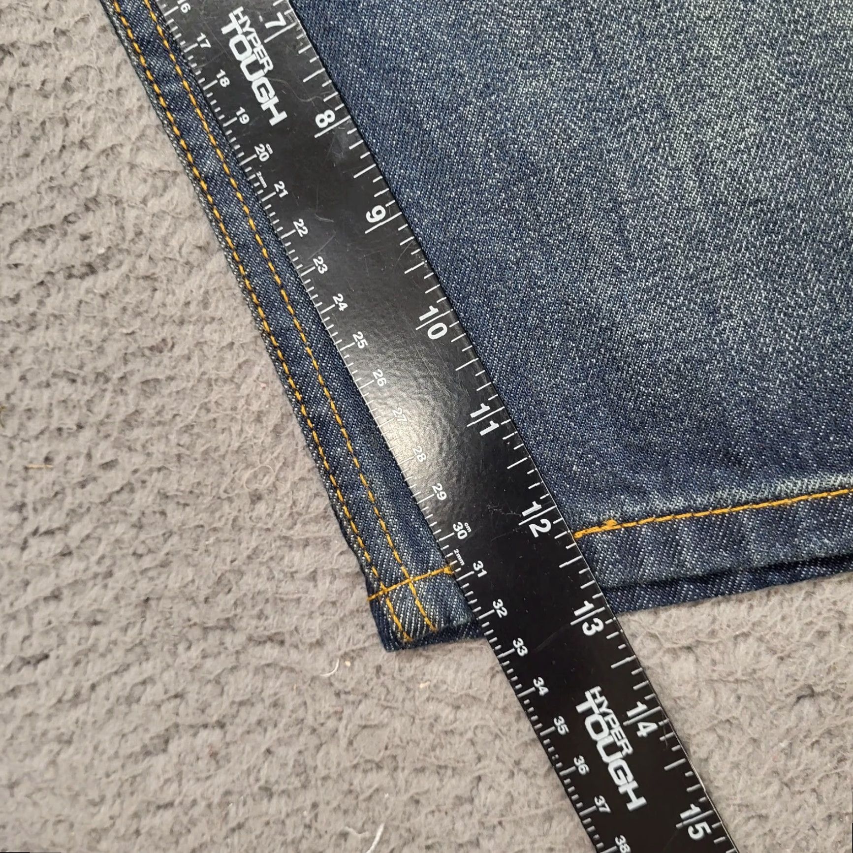 Levi's Levi’s 569 Shorts Mens 33 Denim Blue Loose Straight Leg Hiking Fishing Bermuda Casual Outdoor 90s Mens Size US 33 - 7 Thumbnail