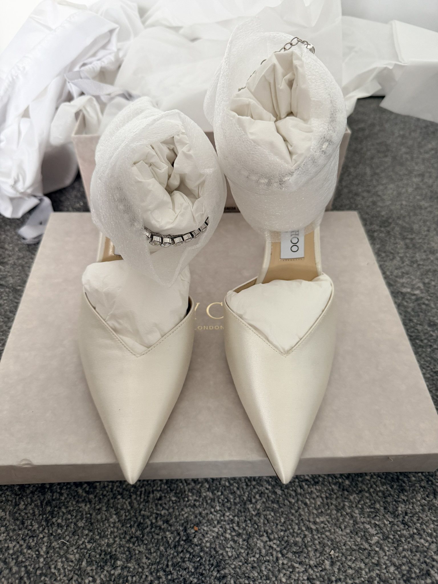 Jimmy Choo Jimmy Choo Saeda 100 l 39 EU Ivory/Crystal Size US 9 / IT 39 - 3 Thumbnail