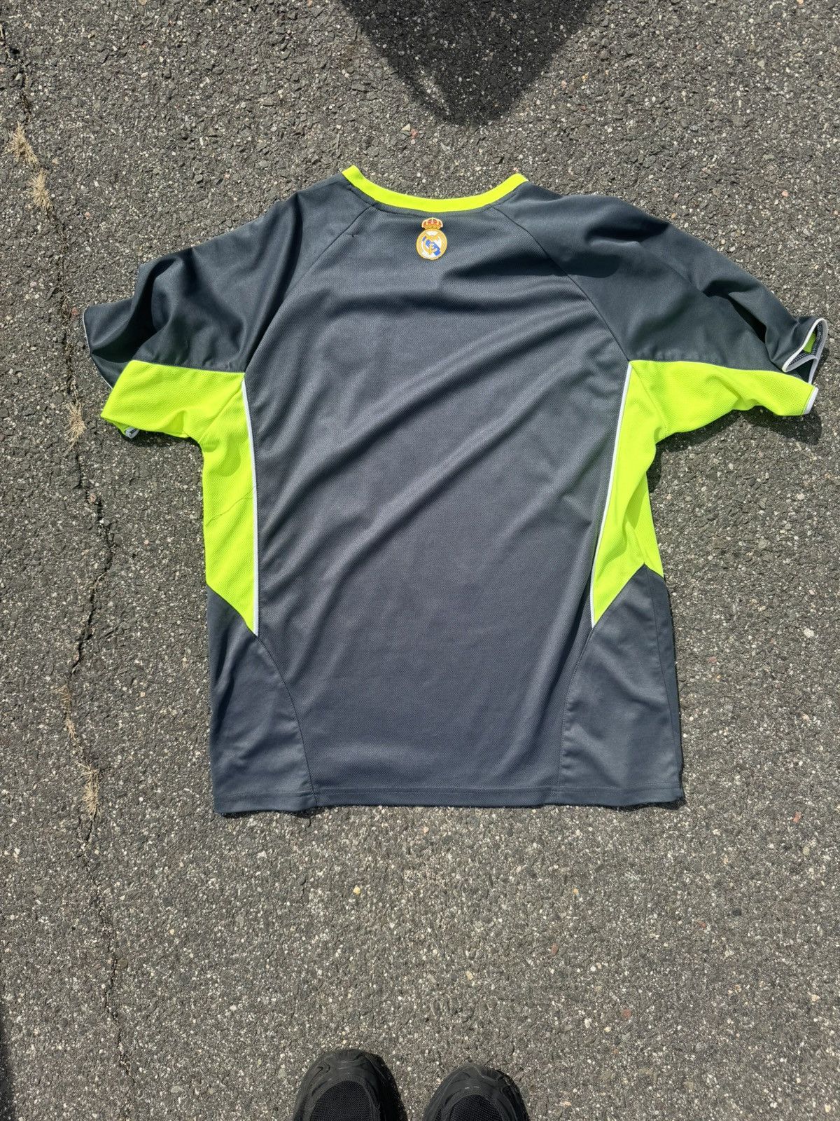 Vintage Real Madrid green & grey soccer practice jersey Size L Size US L / EU 52-54 / 3 - 4 Thumbnail