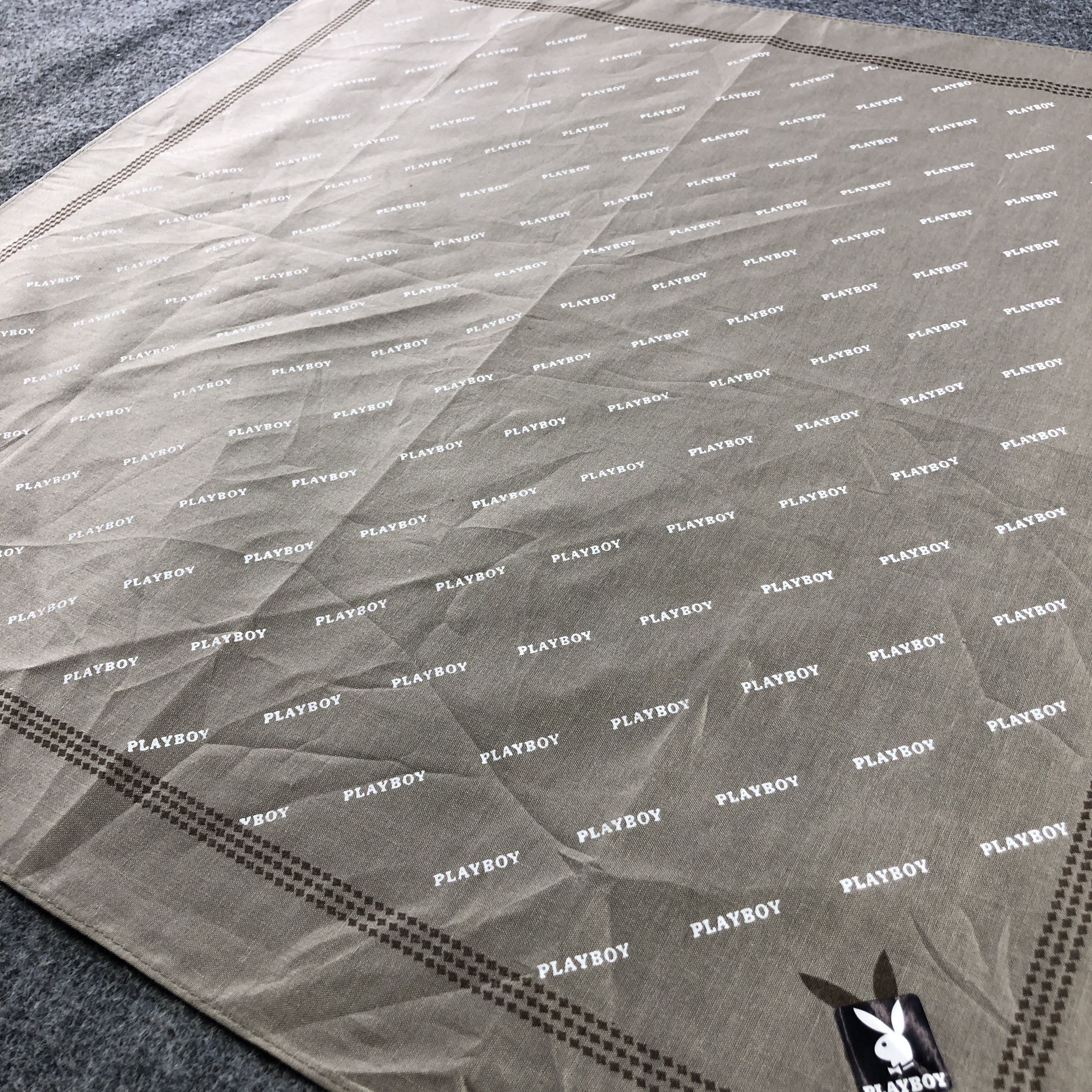 Playboy Playboy Handkerchief Neckerchief Bandana H2472 Size ONE SIZE - 3 Thumbnail