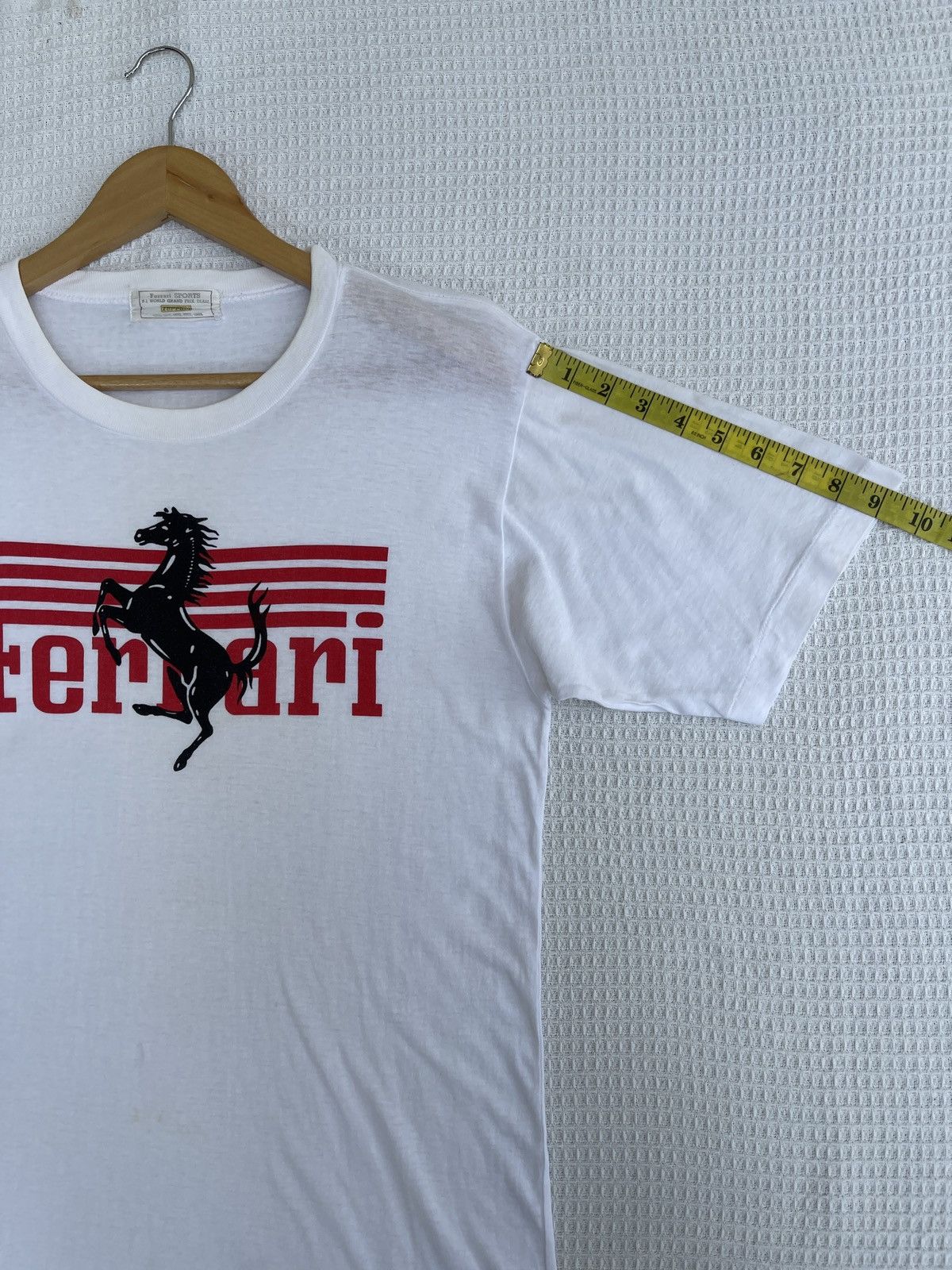 Ferrari × Formula 1 × Vintage Last Drop🔥Vtg 70s/80s Ferarri F-1 World Grand Prix Team Tee Size US M / EU 48-50 / 2 - 11 Thumbnail