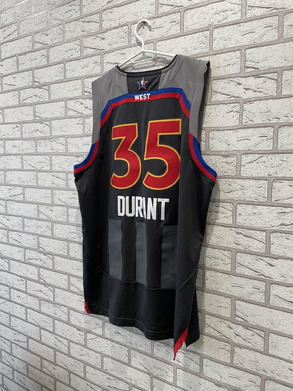 Adidas Adidas 2017 NBA Jersey Kevin Durant Golden State Warriors Size US L / EU 52-54 / 3 - 13 Thumbnail