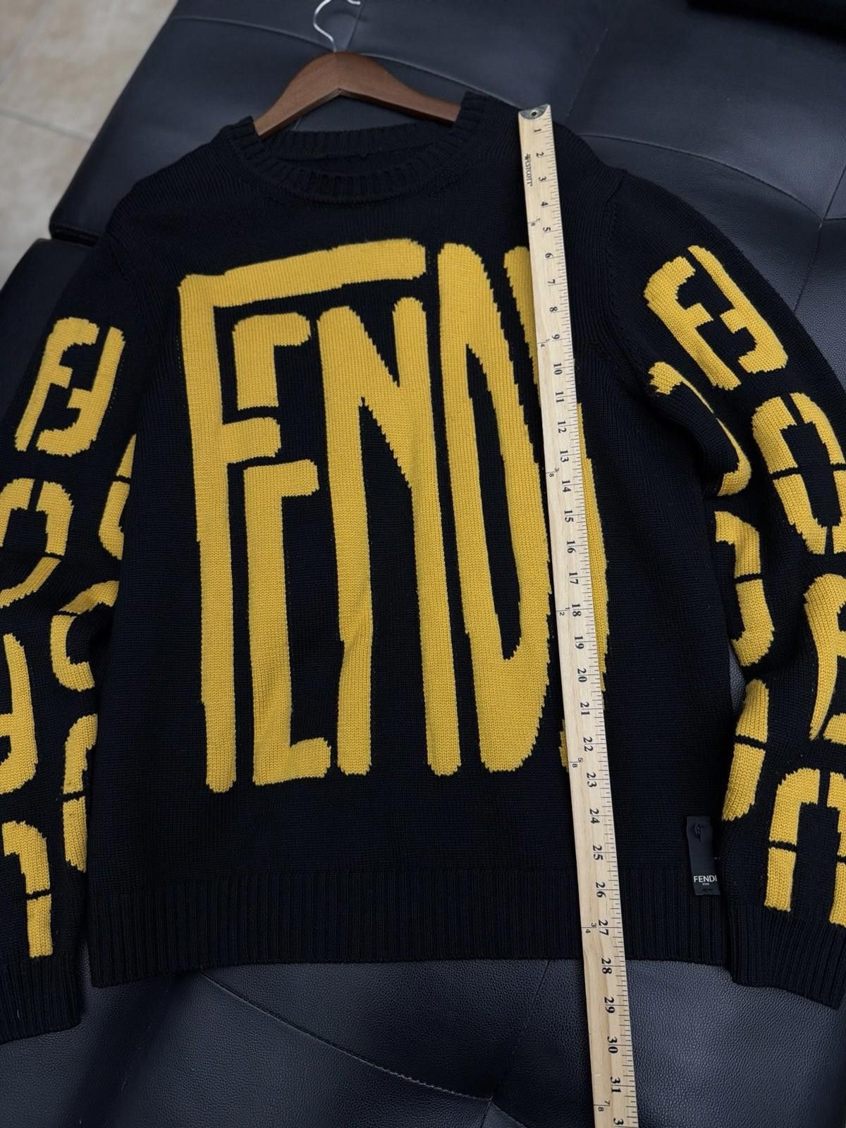 Fendi Men's Fendi Brown, Black & Yellow Sweater Size 52 Knit $1k Size US L / EU 52-54 / 3 - 11 Thumbnail