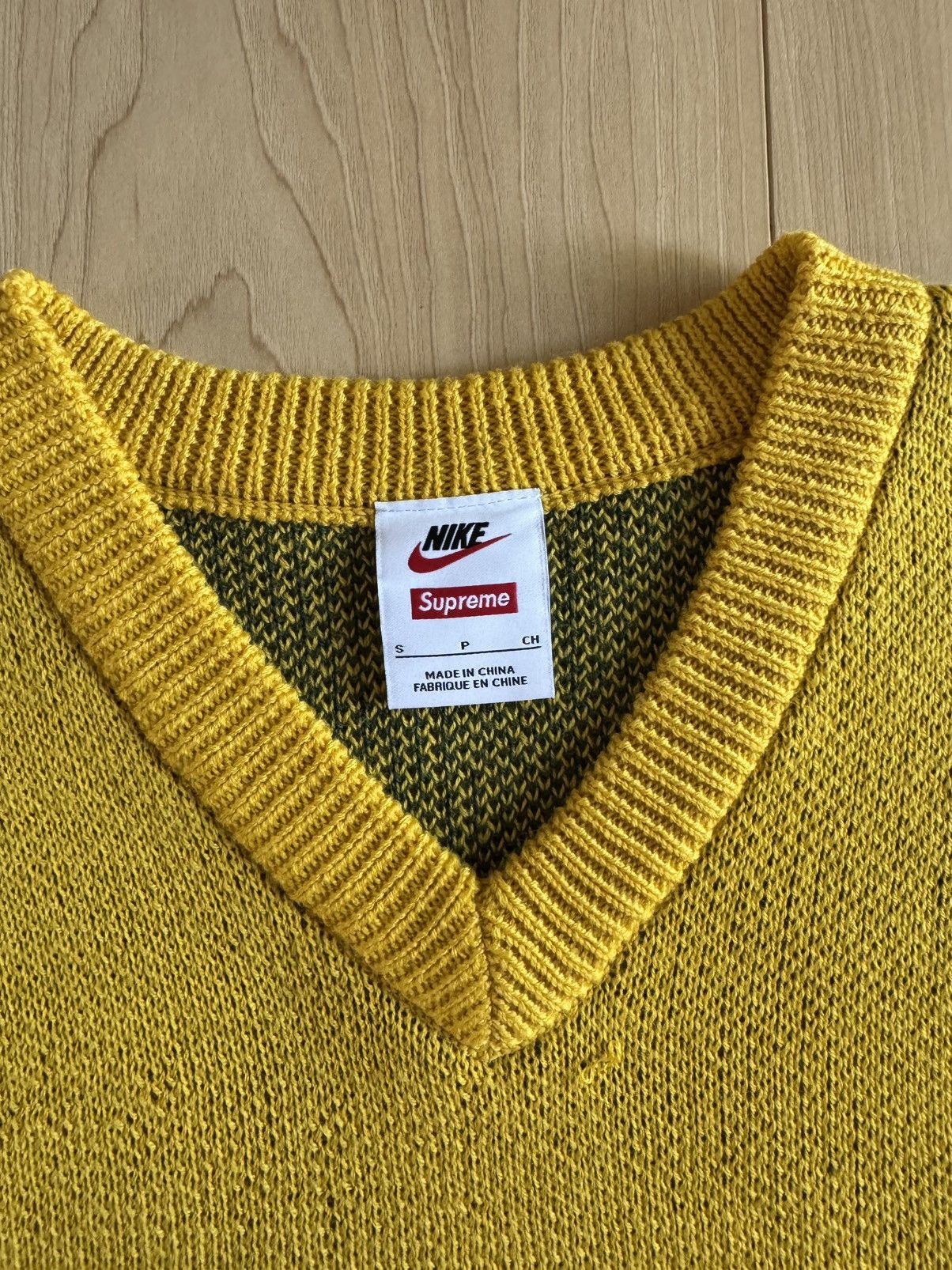 Nike × Supreme Supreme®/Nike® Sweater Vest Size US S / EU 44-46 / 1 - 3 Thumbnail