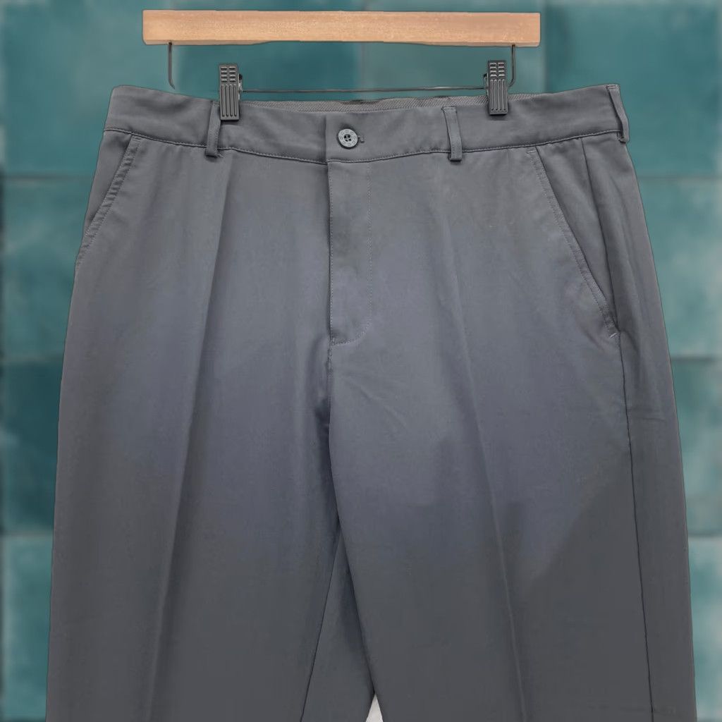 Vintage Druids Golf Pants Mens 36x30 Gray Performance Stretch Waistband Preppy Travel Pants Size US 36 / EU 52 - 1 Thumbnail