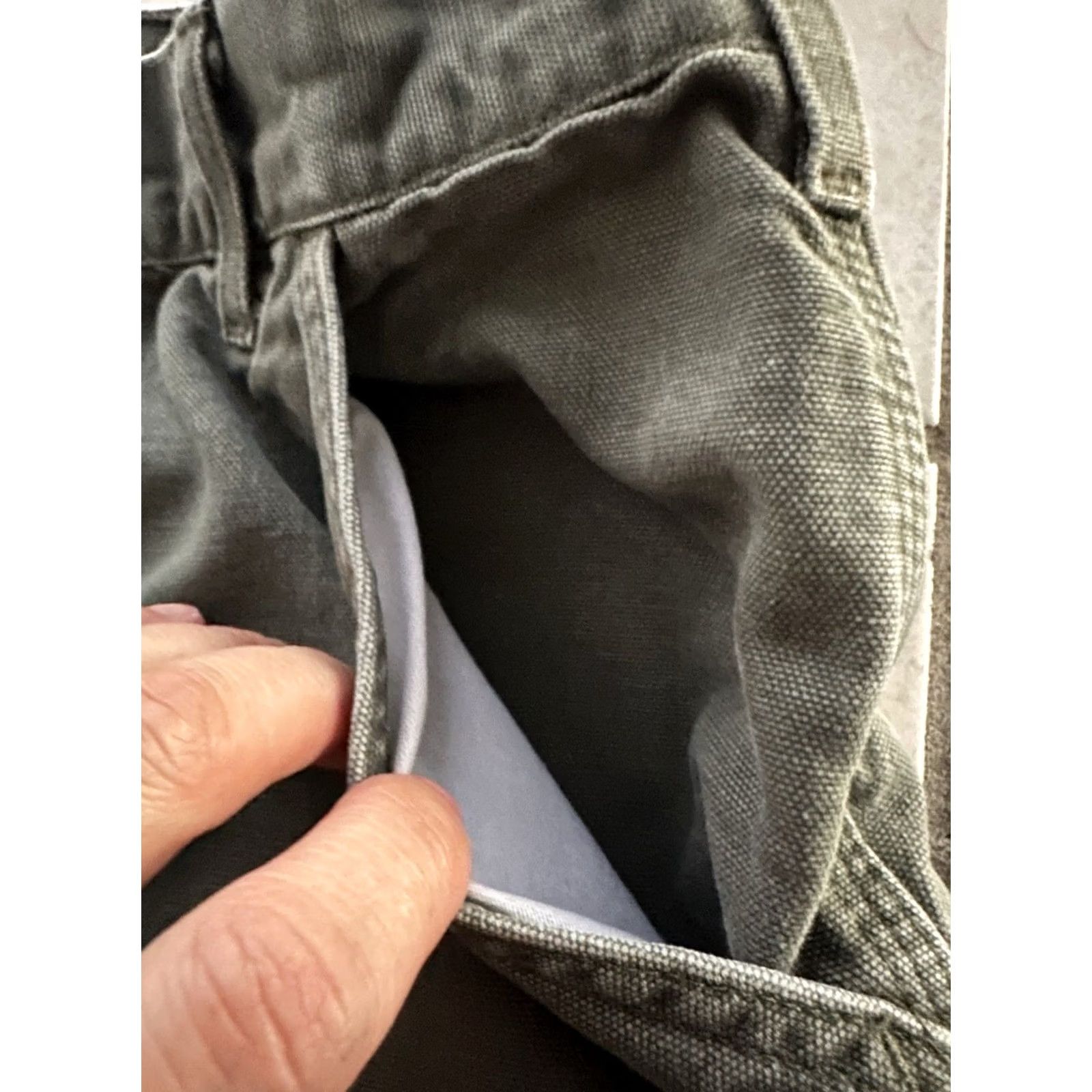 Carhartt VINTAGE Carhartt B11 MOS Work Carpenter Pants Duck Canvas Olive 40x32 Grunge 90s USA Mens Navy/Green or Olive? Size US 40 / EU 56 - 6 Thumbnail