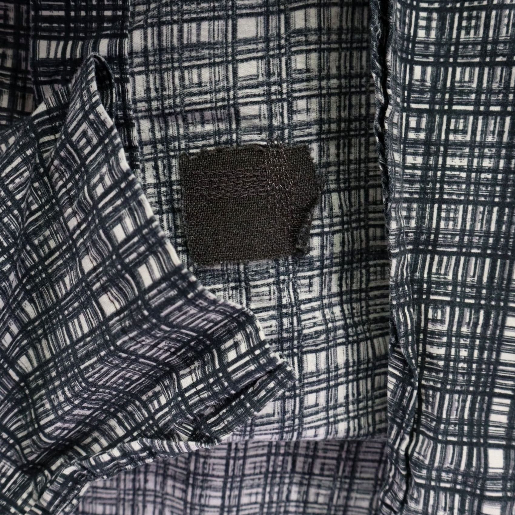Calvin Klein Calvin Klein Shirt Mens Large Casual Cotton Button-Up Gray Plaid Short Sleeve Size US L / EU 52-54 / 3 - 3 Thumbnail