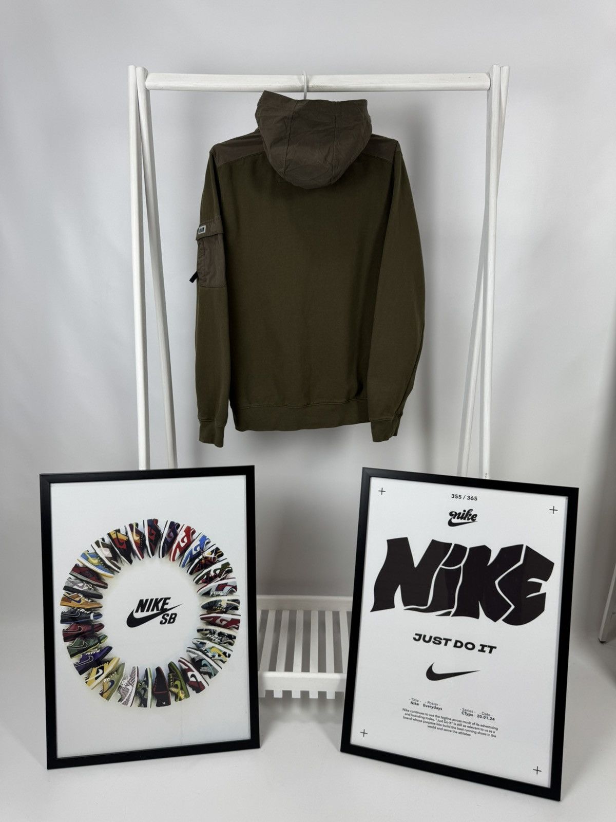 Weekend Offender Rare Weekend Offender Hoodie Size US S / EU 44-46 / 1 - 11 Thumbnail
