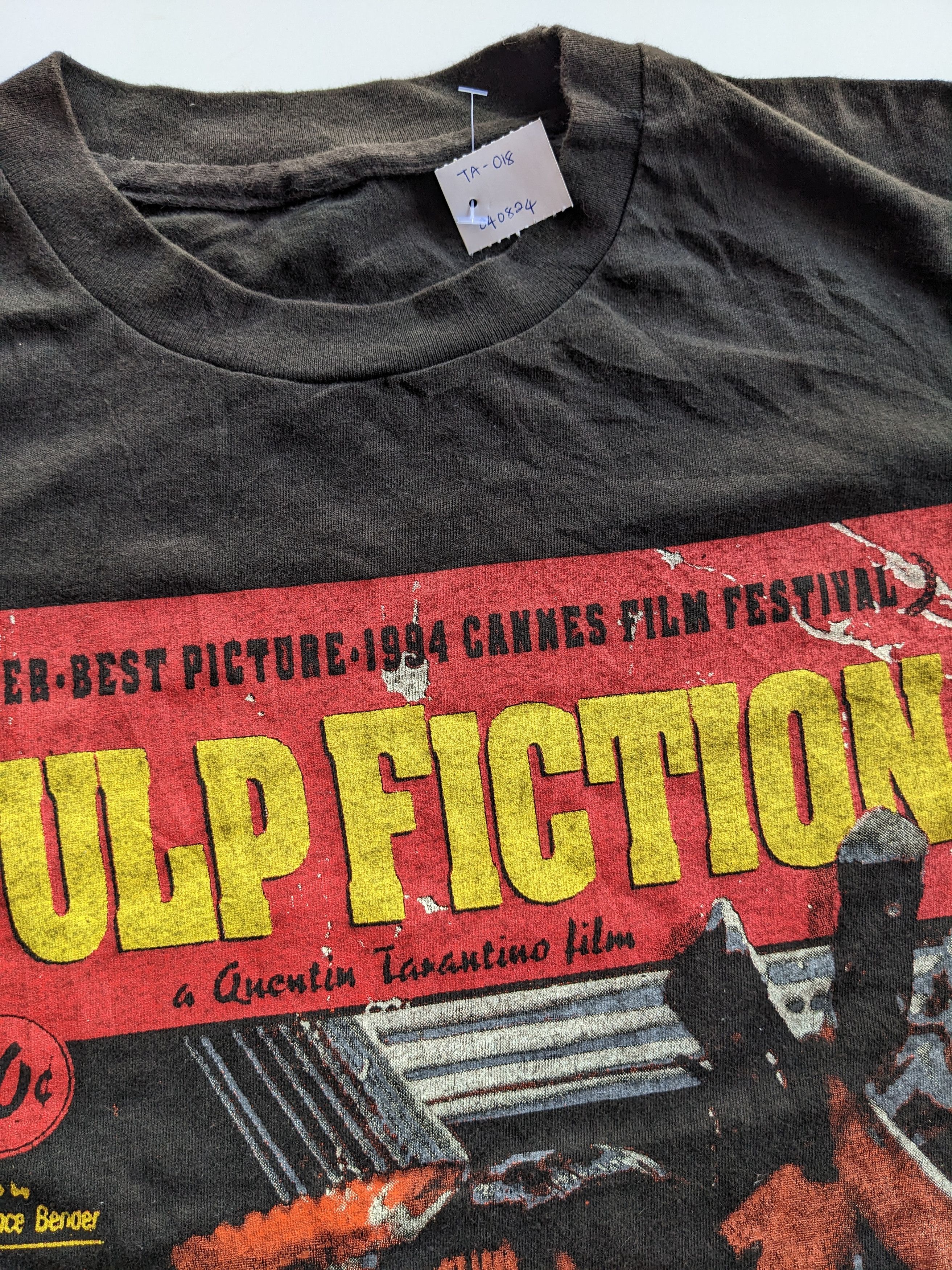 Vintage Vintage bootleg Pulp Fiction movie Size US L / EU 52-54 / 3 - 5 Thumbnail
