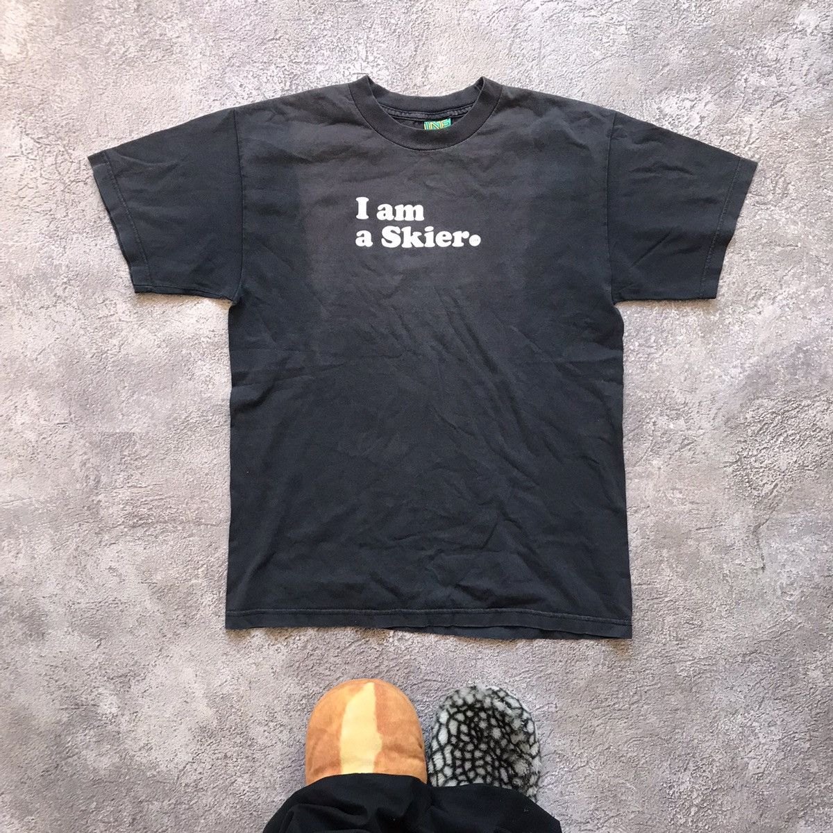 Vintage Vintage 90s Faded Graphic Skier Slogan Tee Skate Grunge M Size US M / EU 48-50 / 2 - 1 Thumbnail