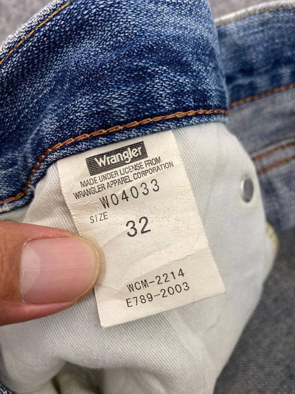 Wrangler vintage wrangler distressed denim nice design Size US 34 / EU 50 - 17 Thumbnail