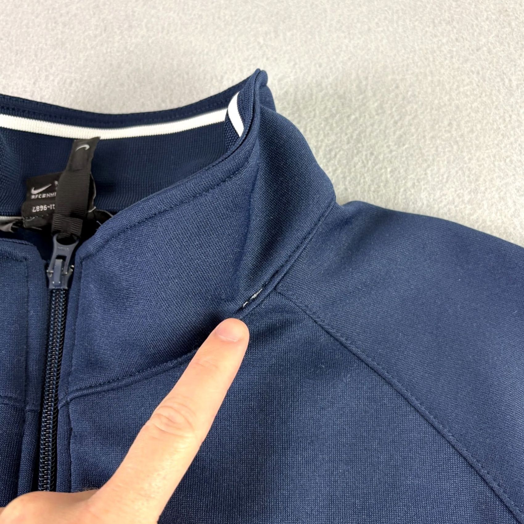 Nike VINTAGE Nike Track Jacket Mens XL Blue Full Zip Embroidered Logo Coat Y2K Size US XL / EU 56 / 4 - 3 Thumbnail