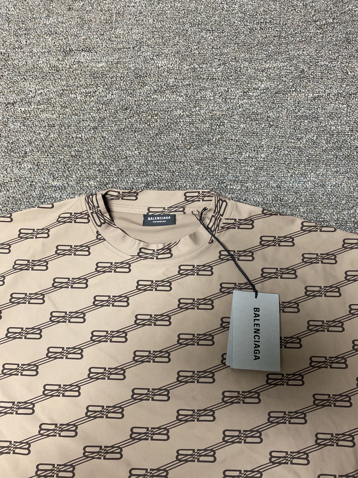 Balenciaga Balenciaga swimwear tee | size M | new Size US M / EU 48-50 / 2 - 12 Thumbnail