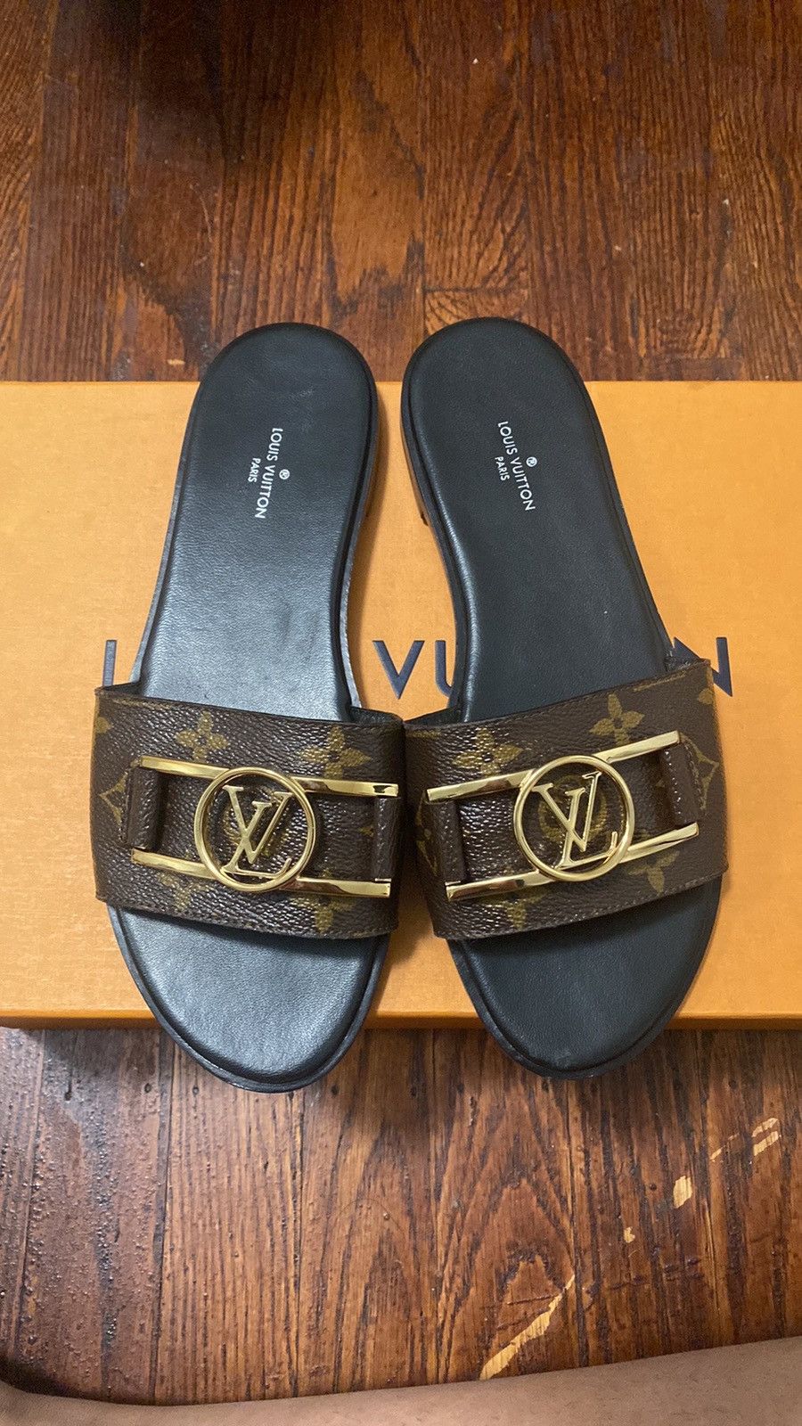 Louis Vuitton Louis Vuitton Sandals Size US 6 / IT 36 - 1 Thumbnail