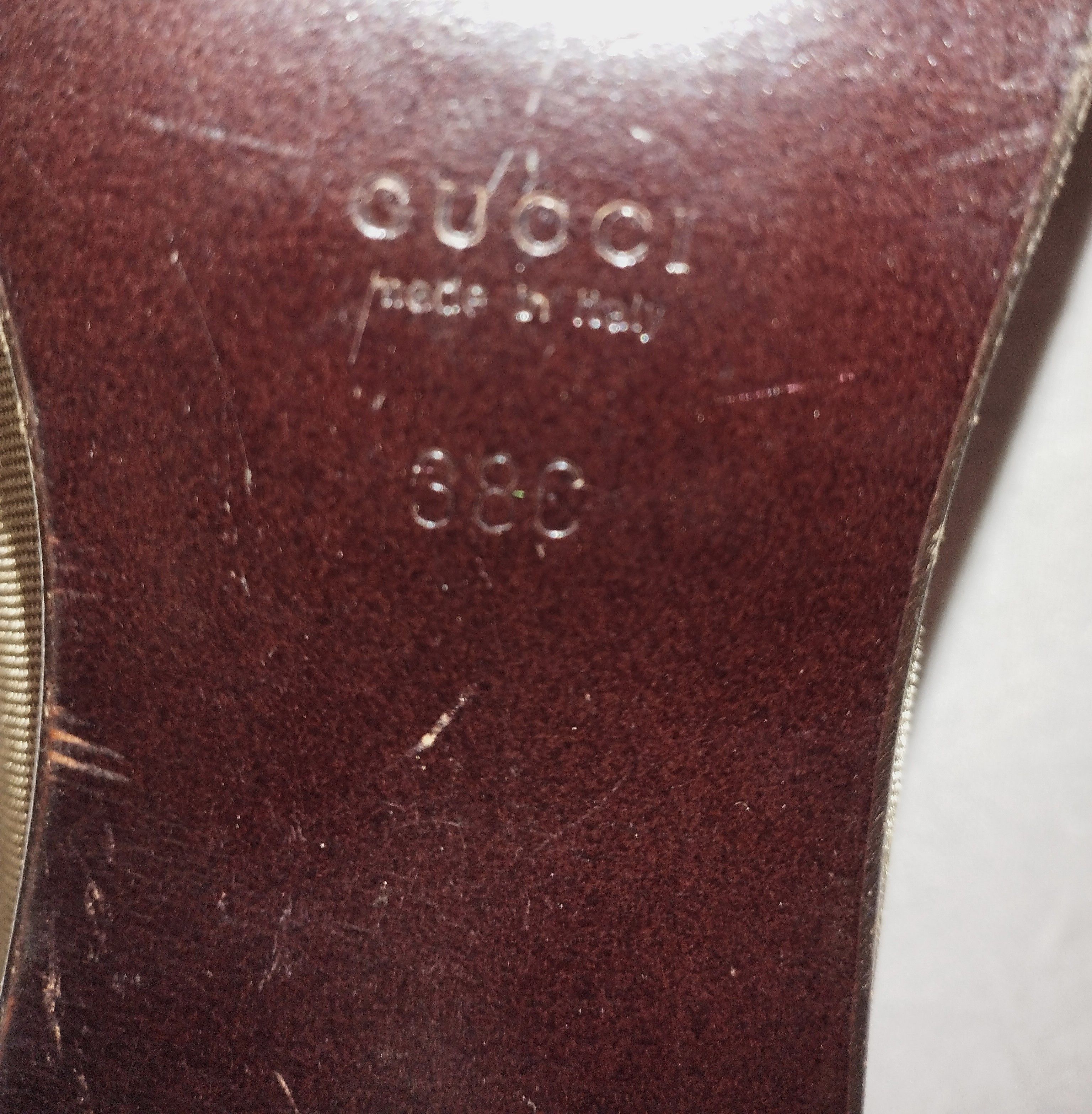 Gucci Gucci Escarpins Talons Carrés cuir Nid d'Abeille T 38 Size US 7 / IT 37 - 2 Thumbnail