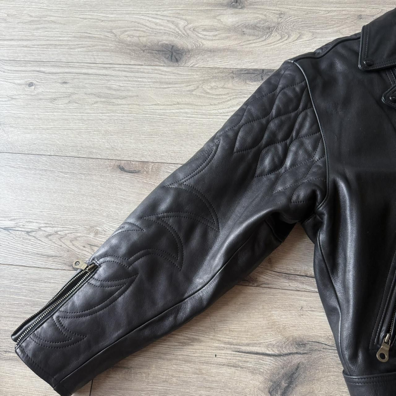 Vintage Vintage Biker Jacket Black Real Leather Size US L / EU 52-54 / 3 - 4 Thumbnail