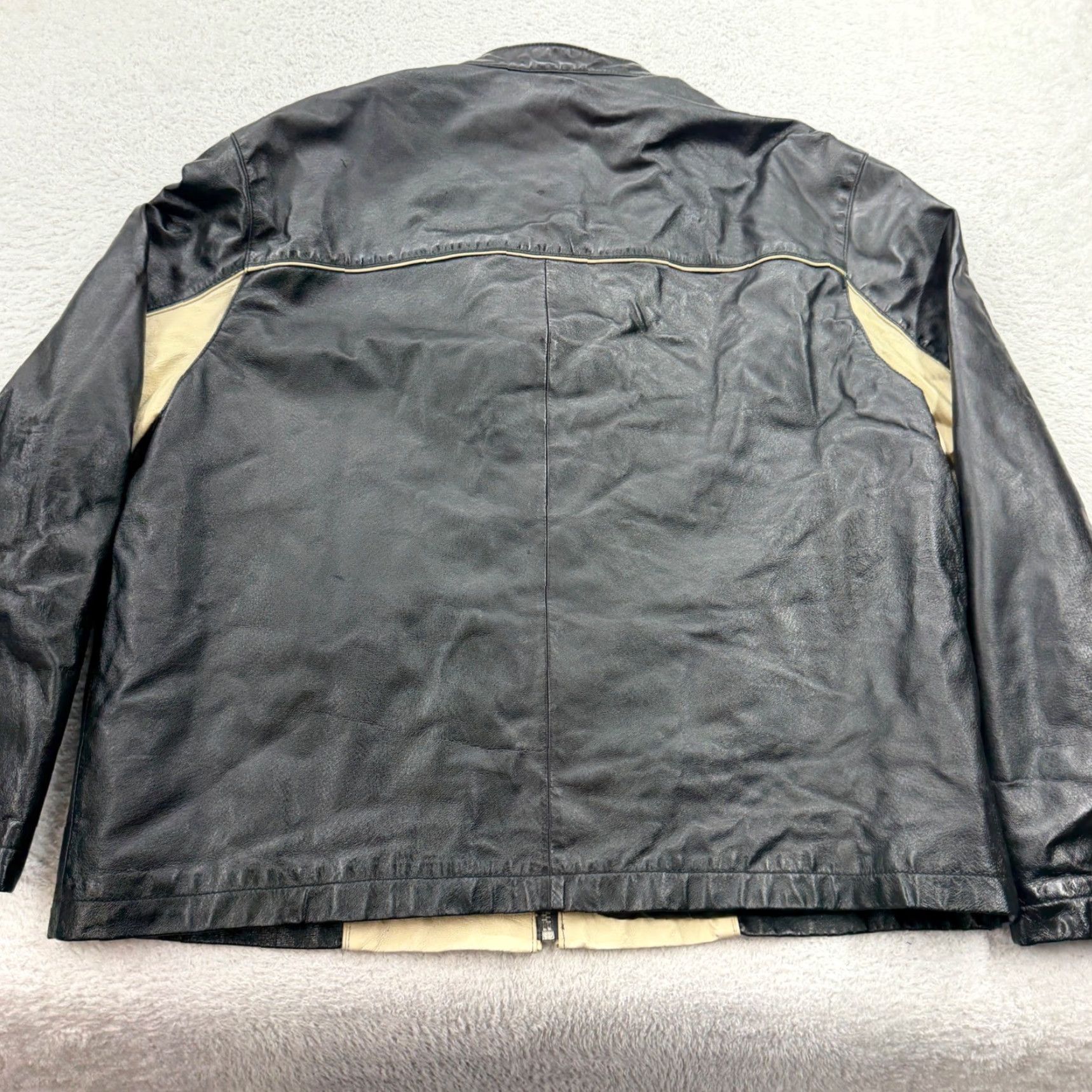 Vintage VINTAGE? No. Wilsons Leather Biker Jacket CAD? No. Size US XXL / EU 58 / 5 - 8 Thumbnail