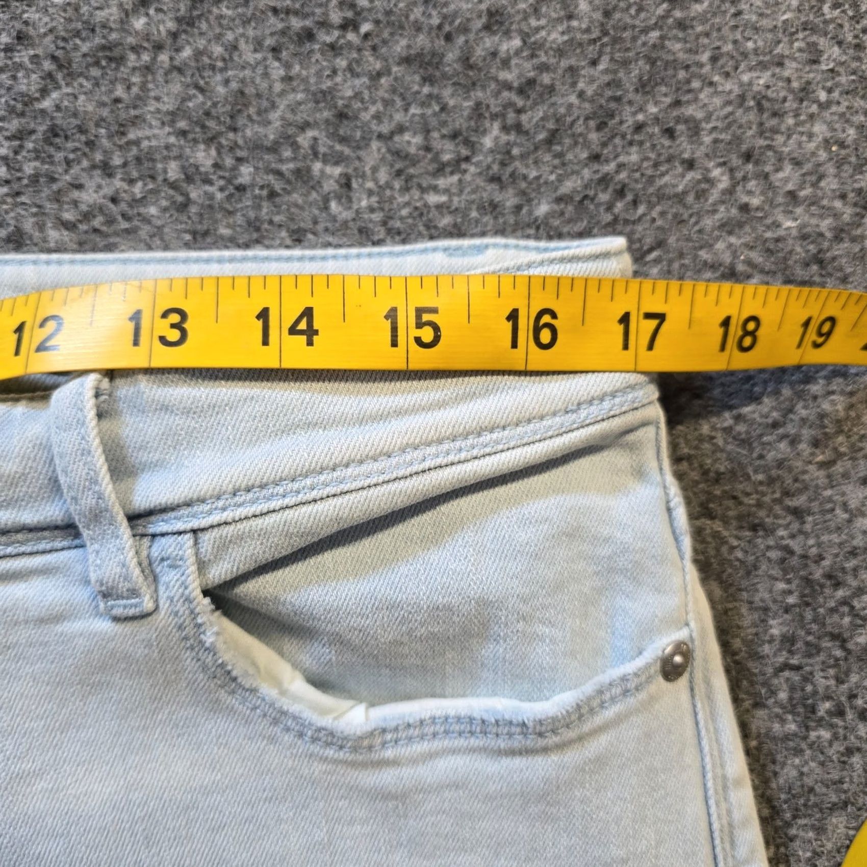 J. Jill J. Jill Jeans Womens 14 Blue Denim High Rise Cropped Straight Leg Cuffed Casual Shirt (No, this line needs only rearranged title, not added text) Size 36" / US 14 / IT 50 - 6 Thumbnail