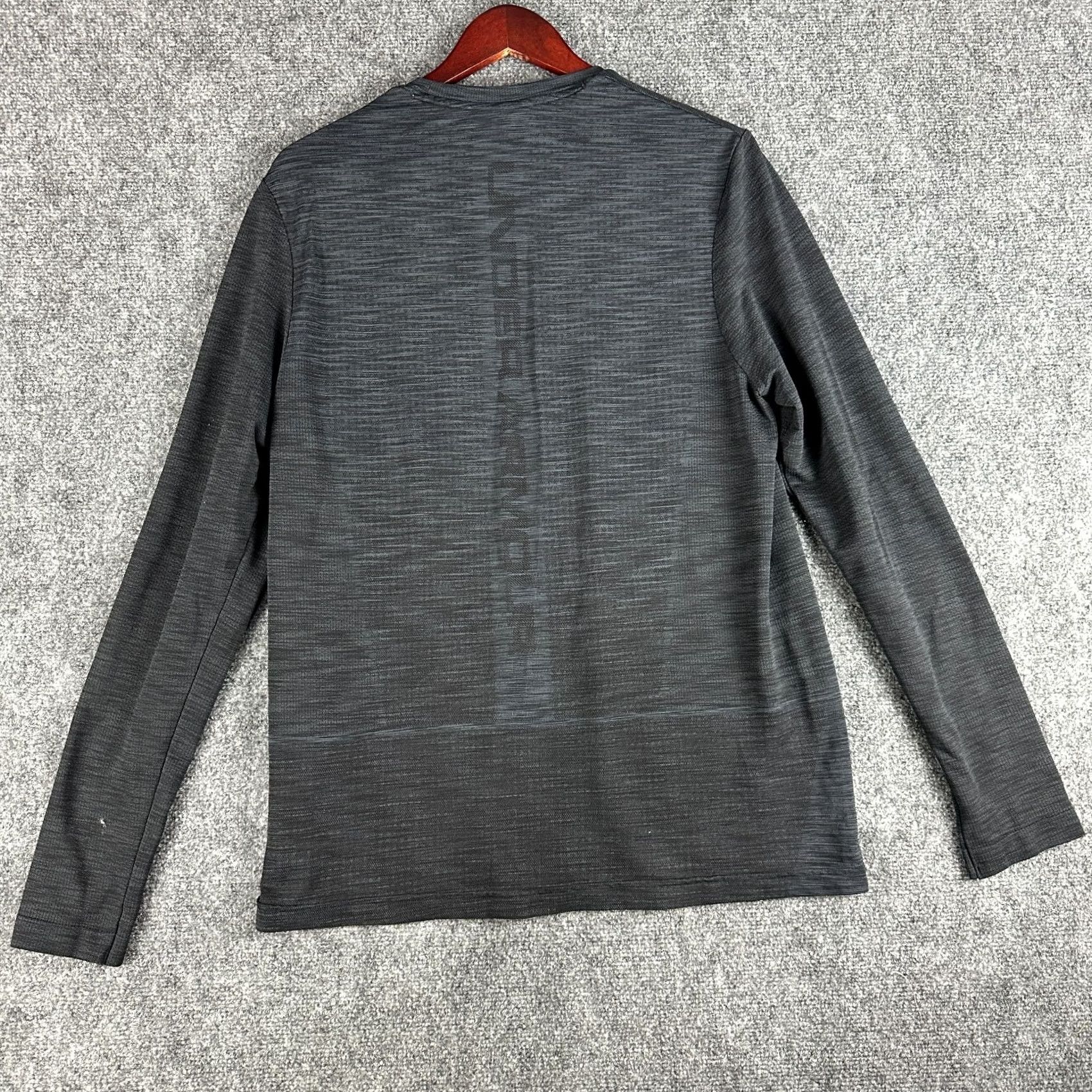 Under Armour Under Armour Heat Gear Mens Large Black Logo Long Sleeve Tee Shirt Fitted Size US L / EU 52-54 / 3 - 5 Thumbnail