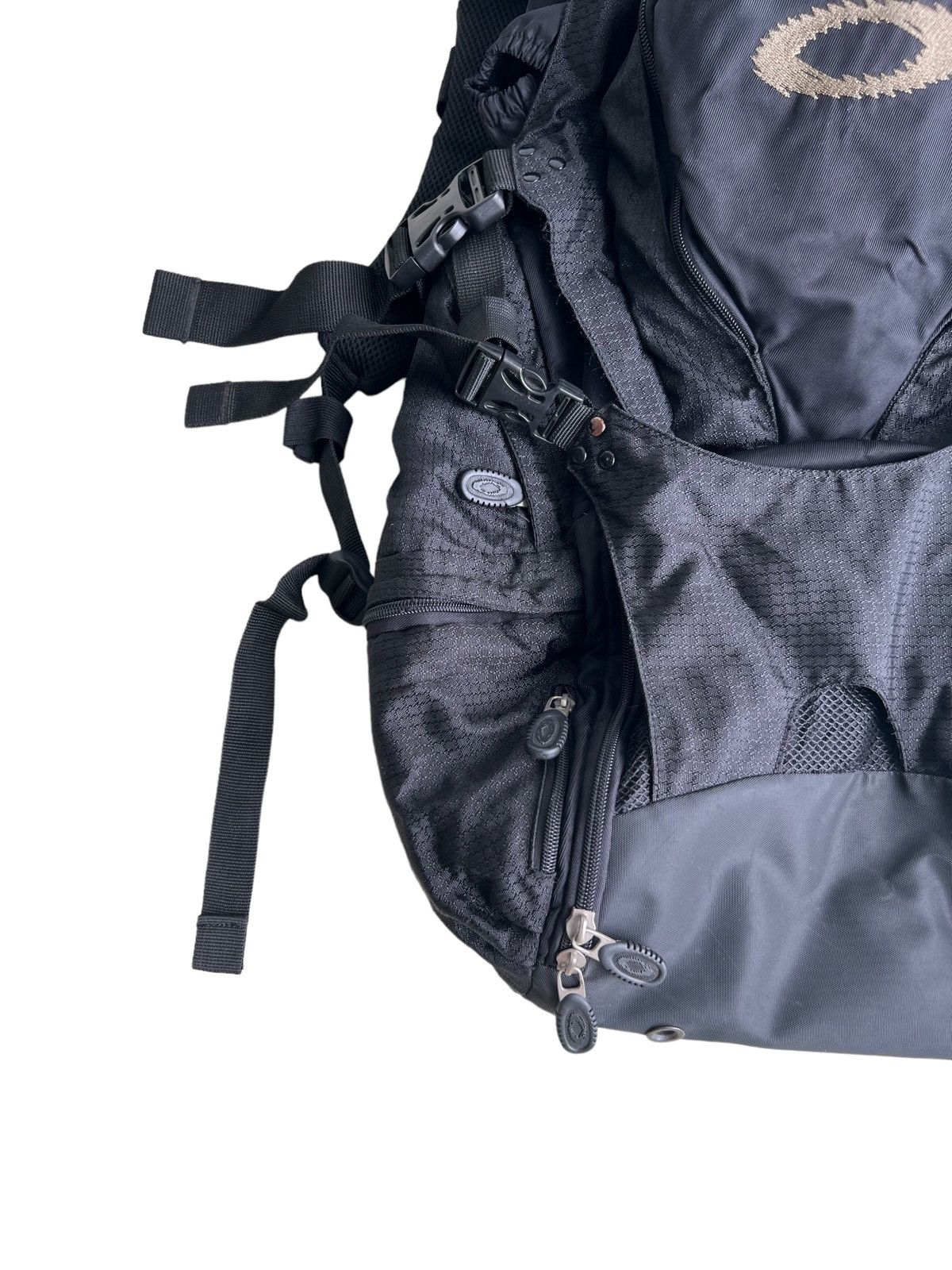Oakley × Voodoo Tactical Y2K Oakley 🇺🇸 Icon Techwear Backpack Softwear Tactical Size ONE SIZE - 7 Thumbnail