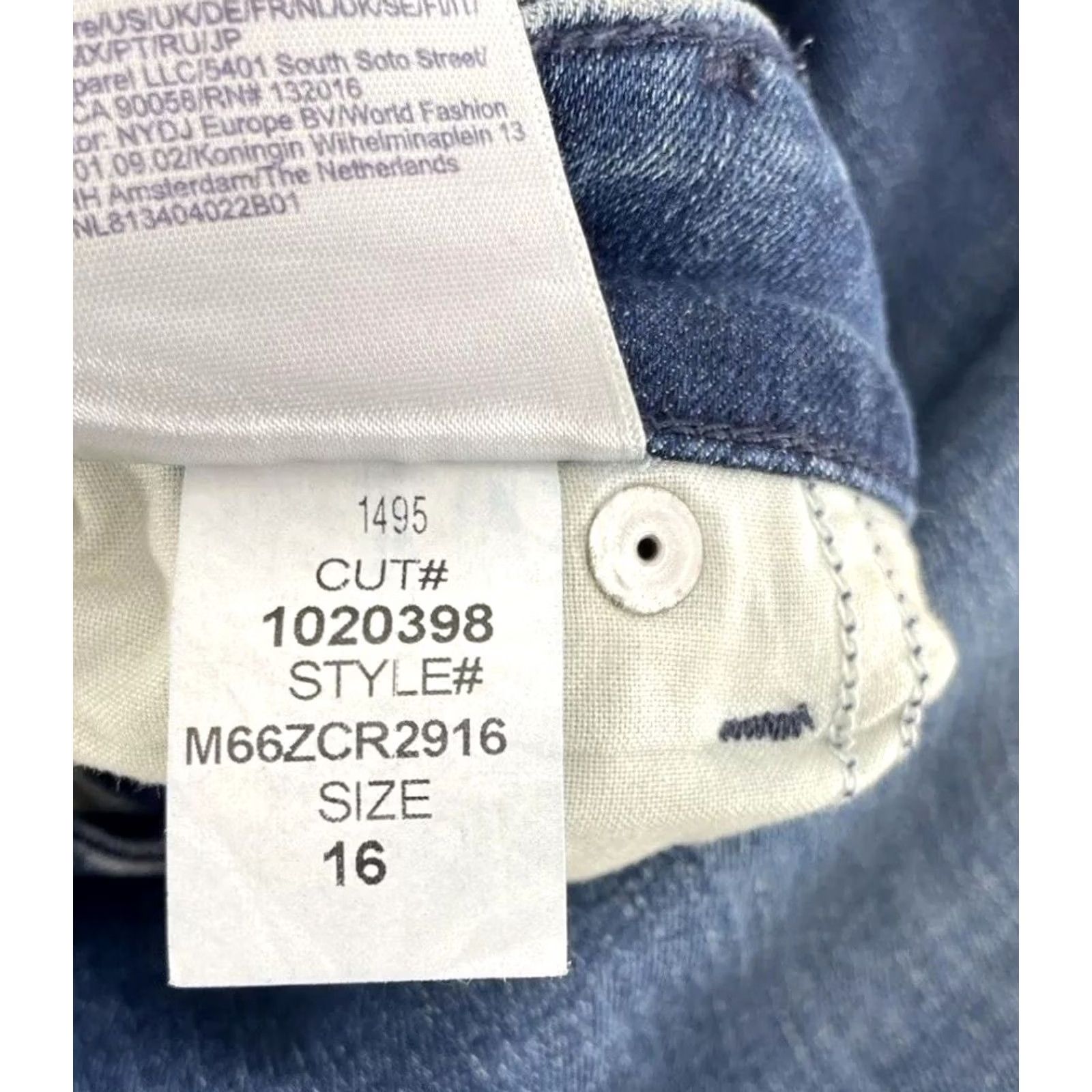 NYDJ NYDJ Marilyn Crop Jeans Women Size 16 Blue Fray Cuff Cropped Everyday Normcore Size 38" / US 16 / IT 52 - 7 Thumbnail