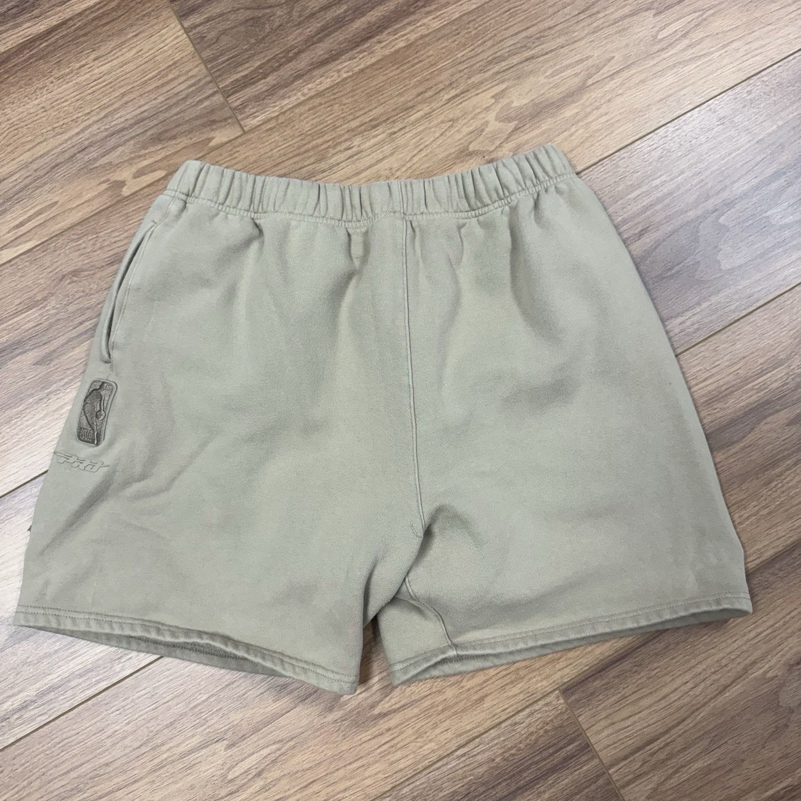 NBA Pheonix Suns Pro Edition Sweat Shorts Mens XL Beige Tan NBA Size US 31 - 2 Thumbnail