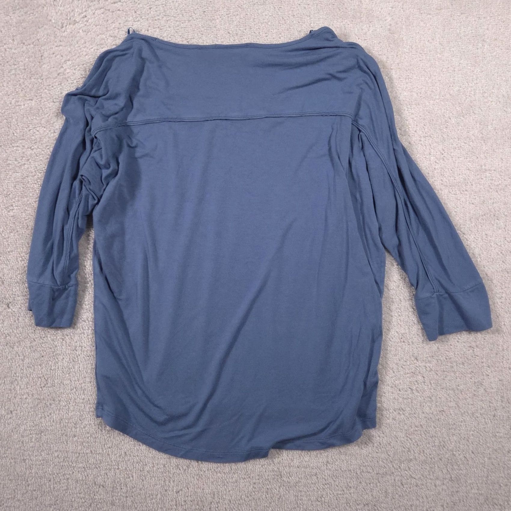Vintage Tahari Shirt Womens M Blue V Neck 3/4 Sleeve Jersey Lightweight Relaxed Top Size M / US 6-8 / IT 42-44 - 8 Thumbnail