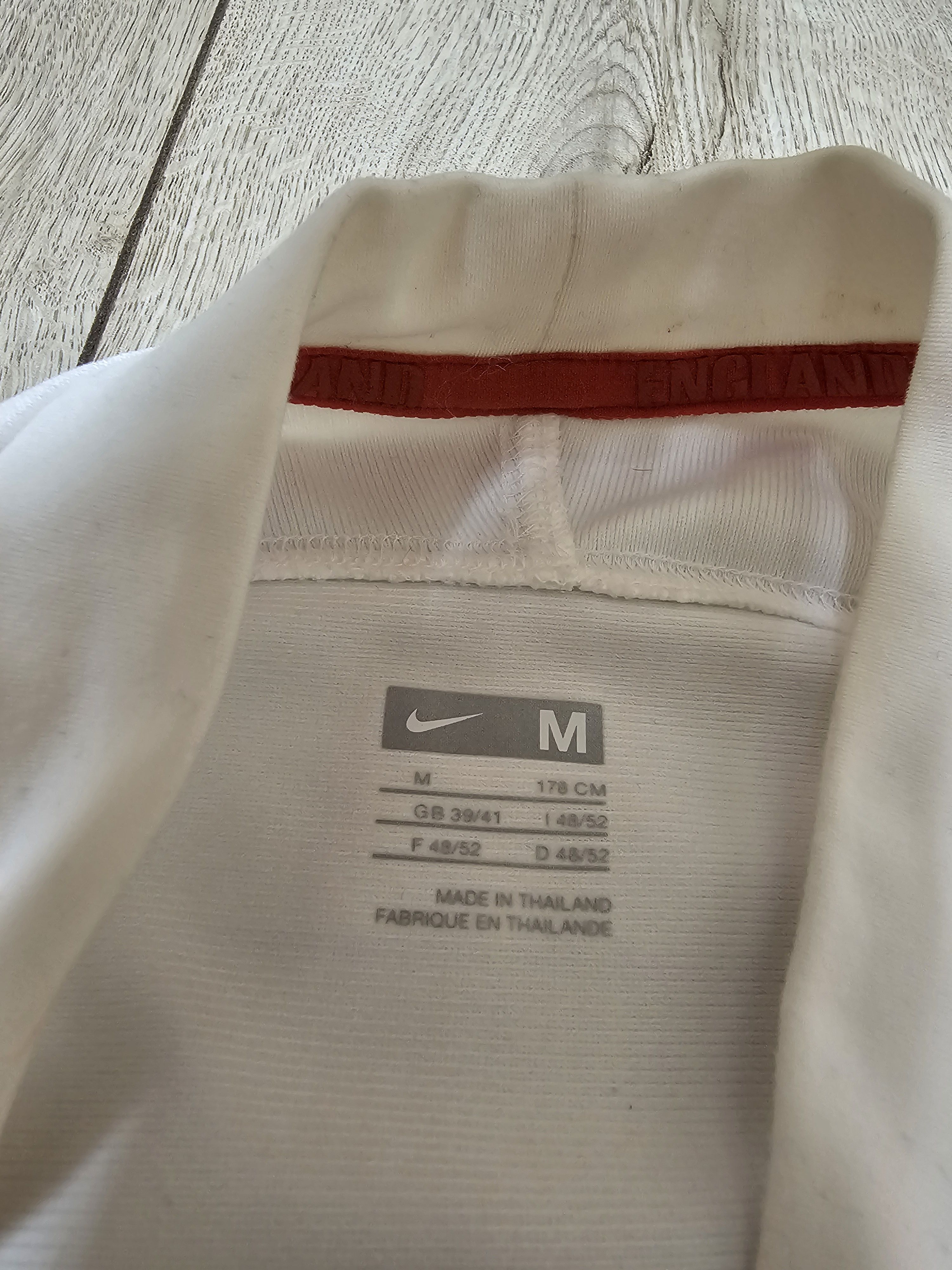 Nike ENGLAND RUGBY JERSEY VINTAGE NIKE SHIRT RUGBY JERSEY O2 Size US M / EU 48-50 / 2 - 6 Thumbnail