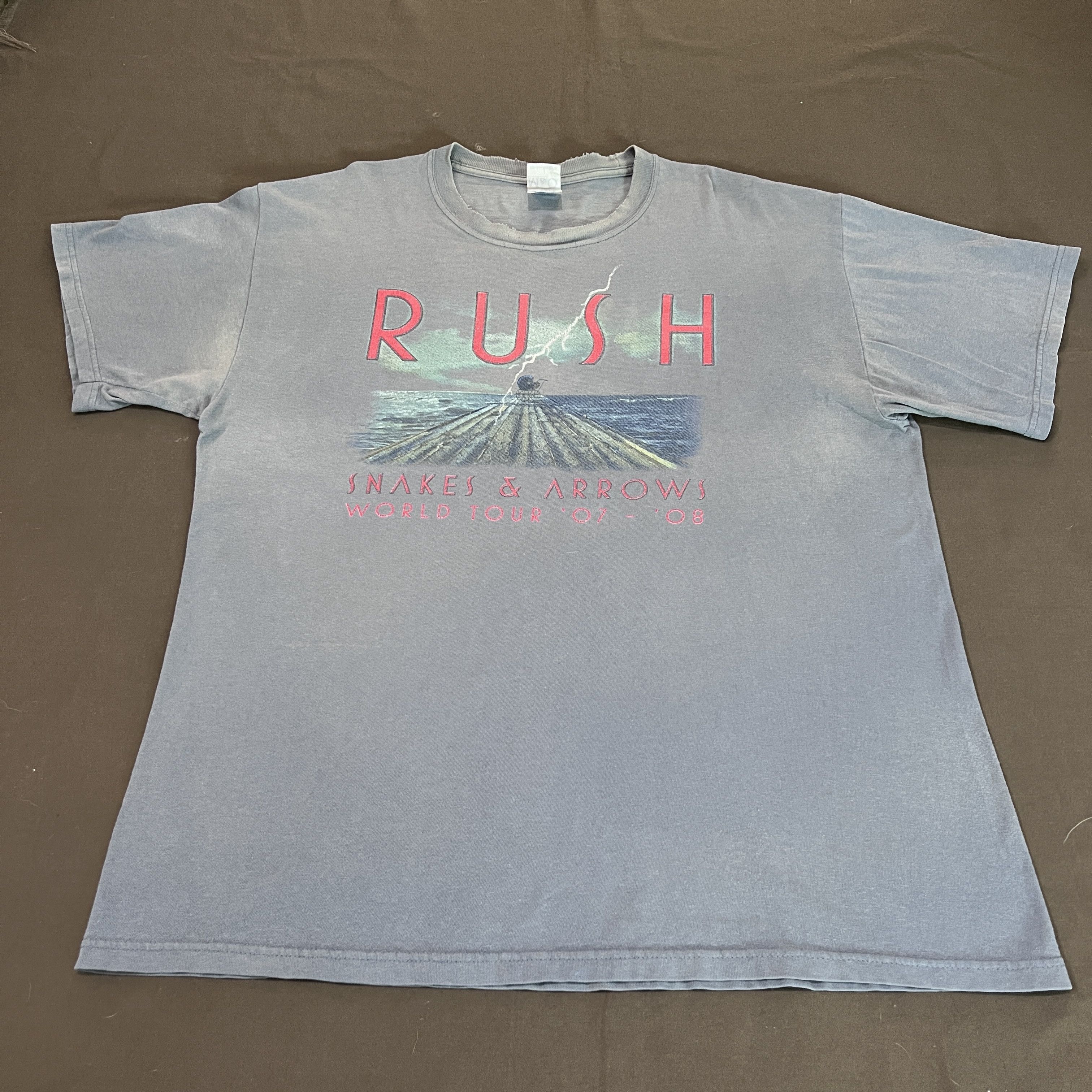 Band Tees Vintage Y2K 2008 Rush World Tour Tee Faded Thrashed Size US L / EU 52-54 / 3 - 4 Thumbnail