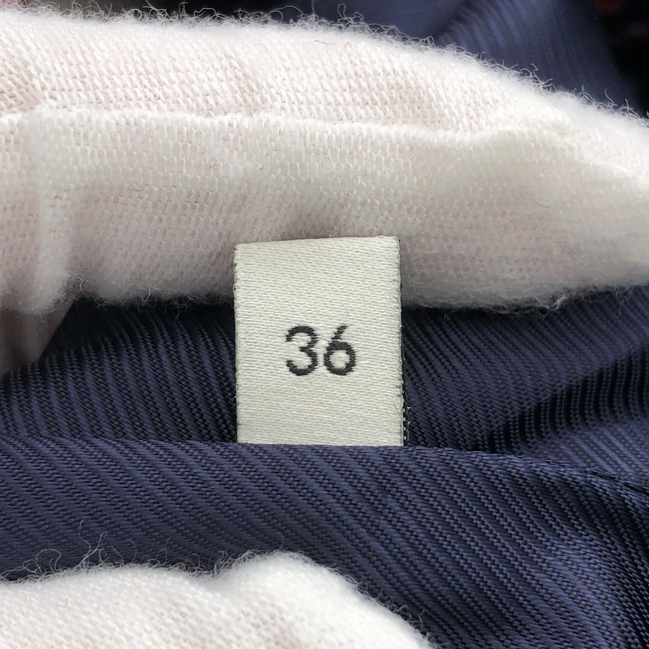 Gucci Gucci All-over Print Lapel Long Sleeve Blazer K26WX Size XS / US 0-2 / IT 36-38 - 6 Thumbnail