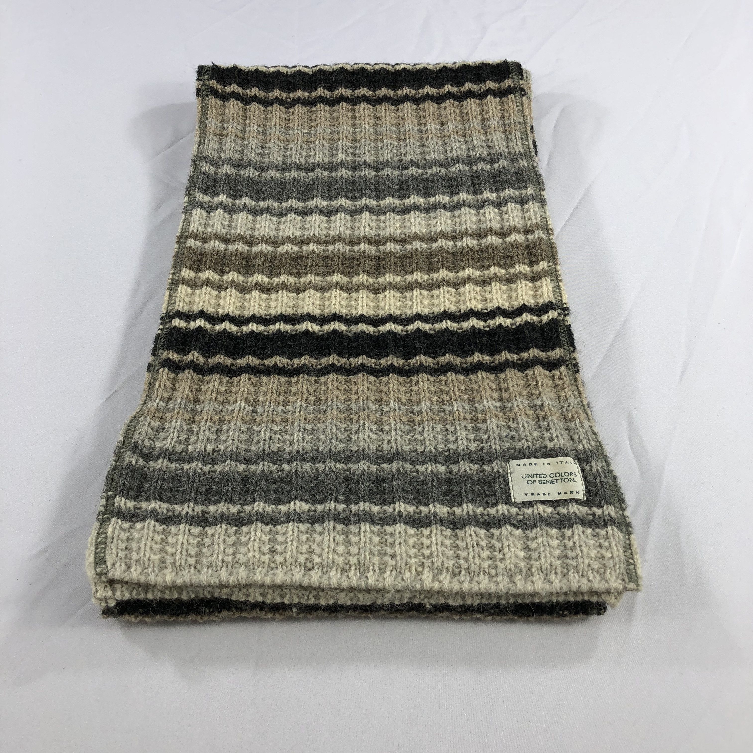 United Colors Of Benetton United Colors of Benetton Wool Scarf Muffler V1023 Size ONE SIZE - 3 Thumbnail