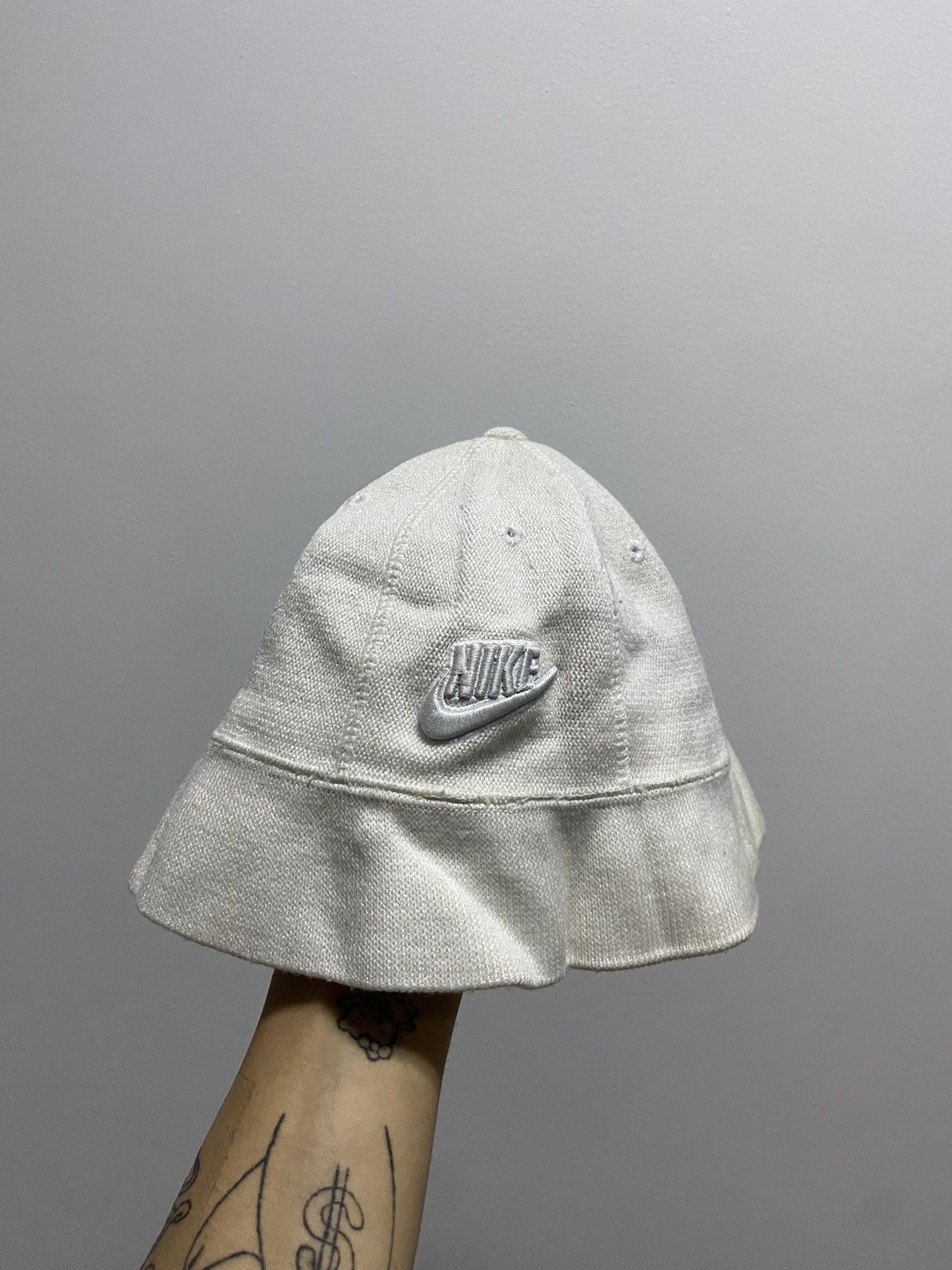 Nike Nike event bucket Hat Vintage panama vinatge logo Size ONE SIZE - 1 Thumbnail