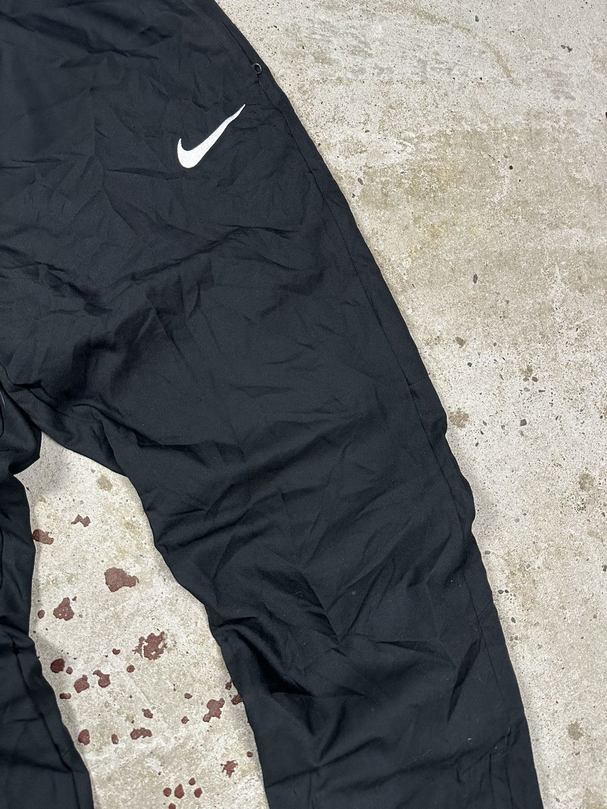 Nike Vintage Nike Black Track Pants Swoosh y2k Size US 33 - 8 Thumbnail