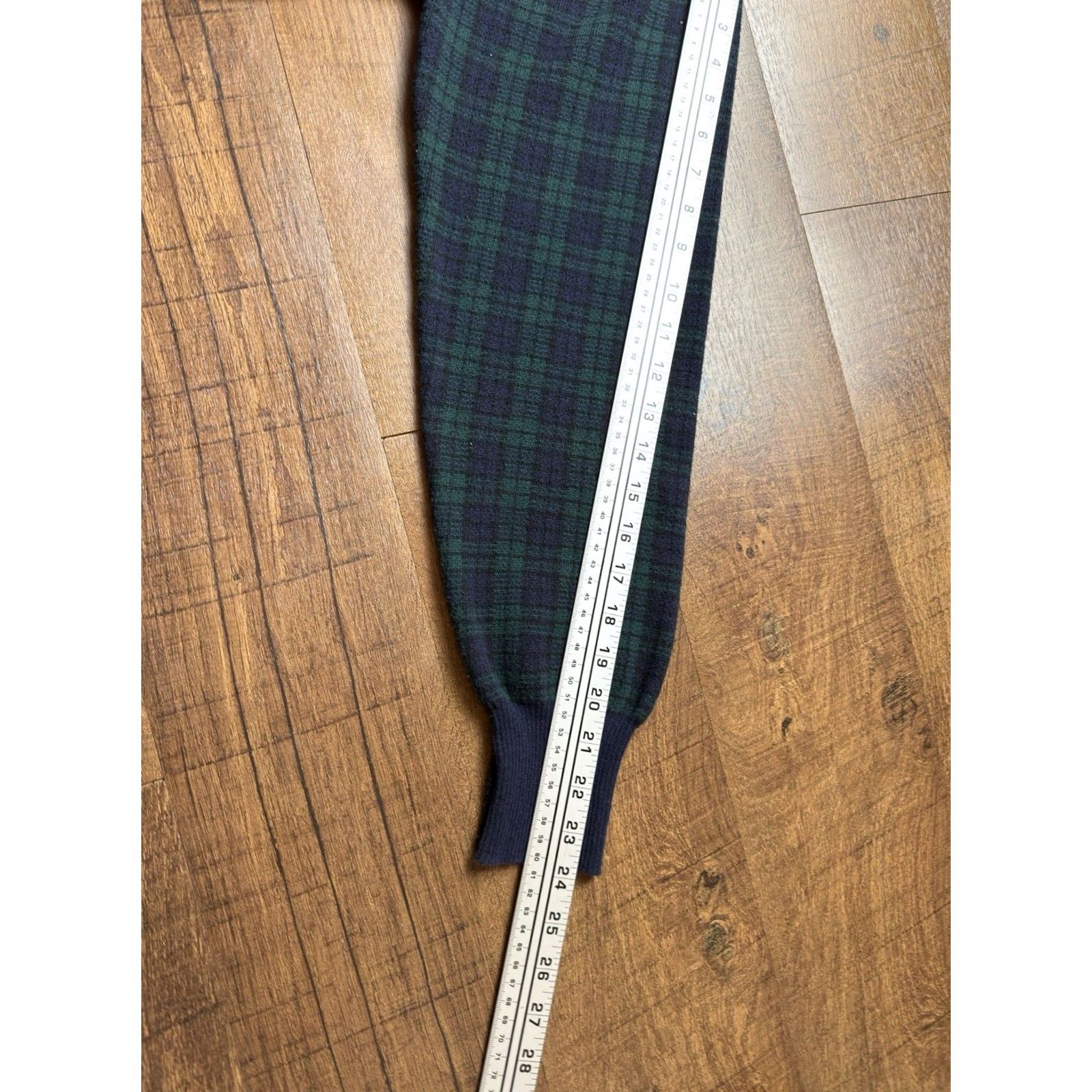 Polo Ralph Lauren VINTAGE Polo Ralph Lauren Sweater Blackwatch Tartan Plaid Men’s Size Large Size US L / EU 52-54 / 3 - 5 Thumbnail