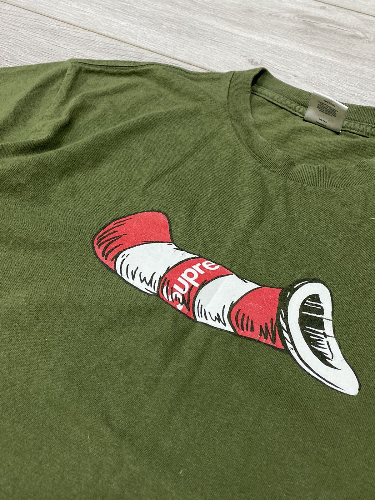 Supreme Supreme Cat in the hat white tee Size US M / EU 48-50 / 2 - 4 Thumbnail