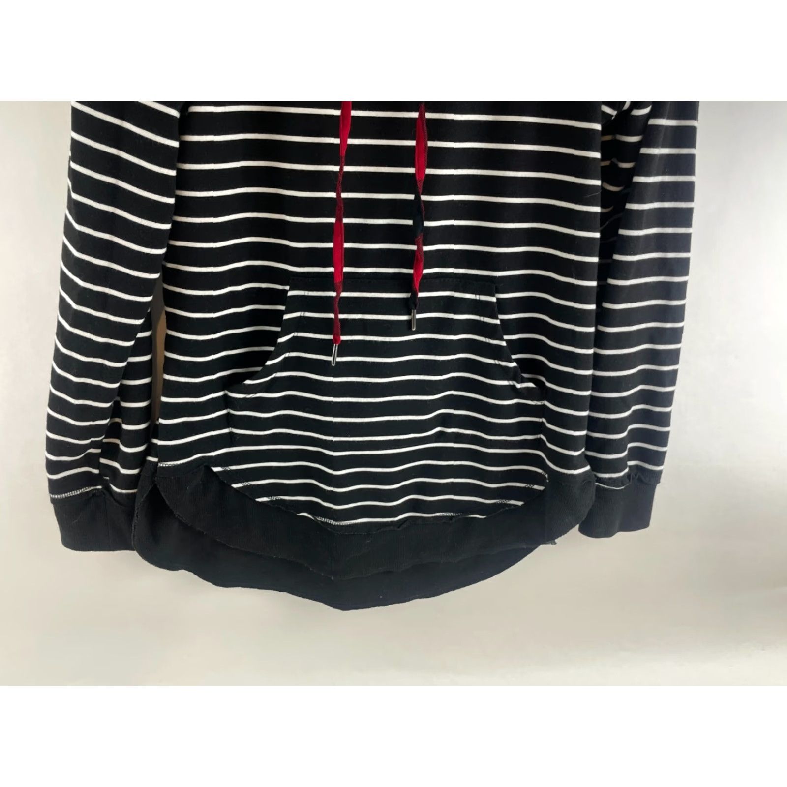 Vintage Maurices Hoodie Women’s Small Black White Stripe Fleece Lined Buffalo Check Pullover Activewear Size S / US 4 / IT 40 - 4 Thumbnail