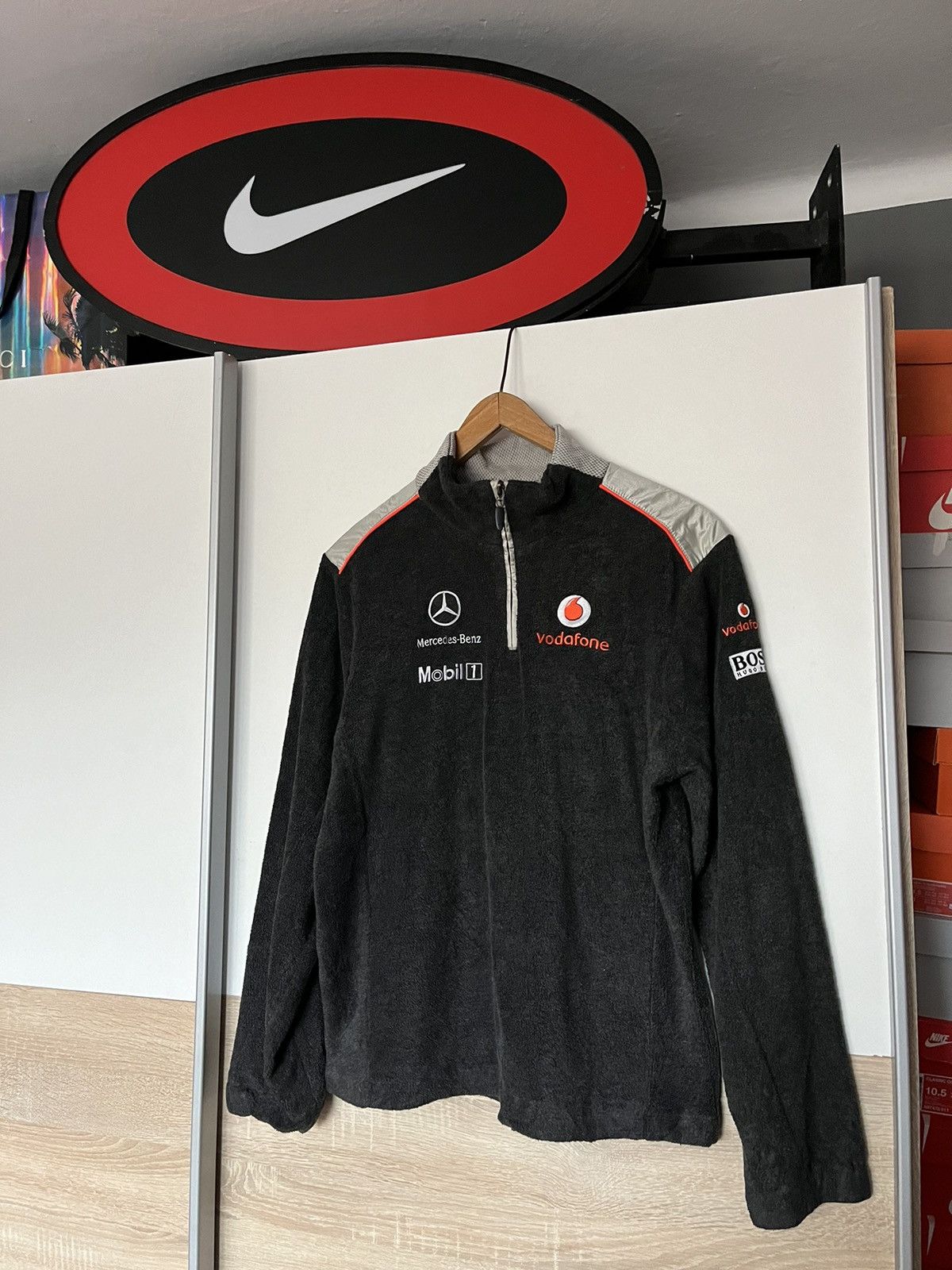 Mercedes-Benz × Vintage Vintage Y2K Mercedes Mclaren Racing Polar Forma1 Vodafone Size US M / EU 48-50 / 2 - 1 Thumbnail