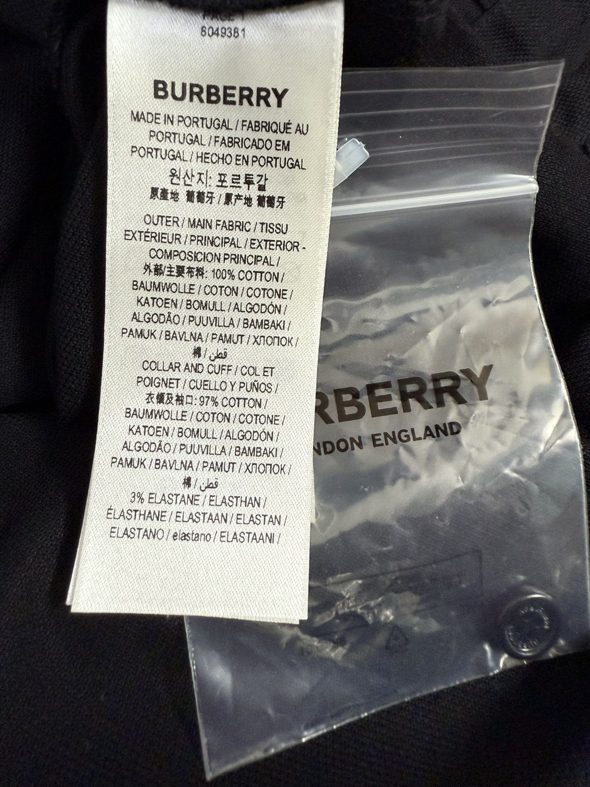 Burberry Burberry Bt new Size US M / EU 48-50 / 2 - 8 Thumbnail